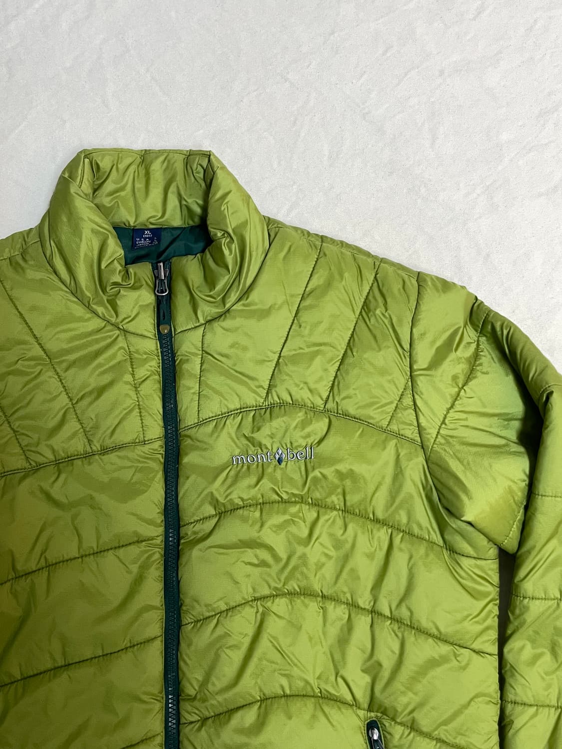 몽벨 경량 패딩  상품이미지2