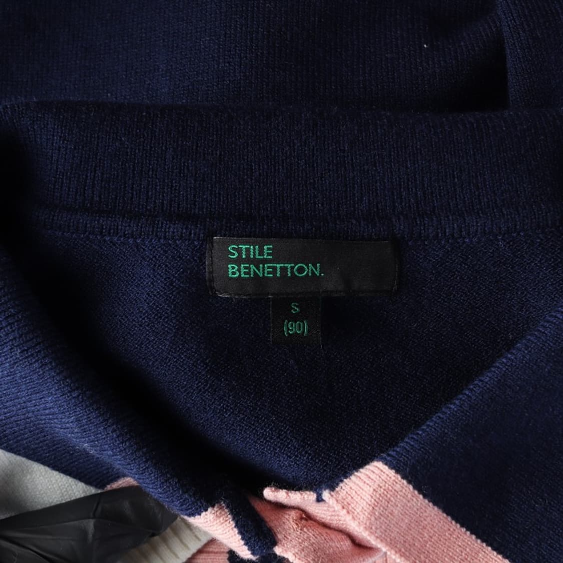 베네통 로고 자수 배색 카라 니트 S 상품이미지5