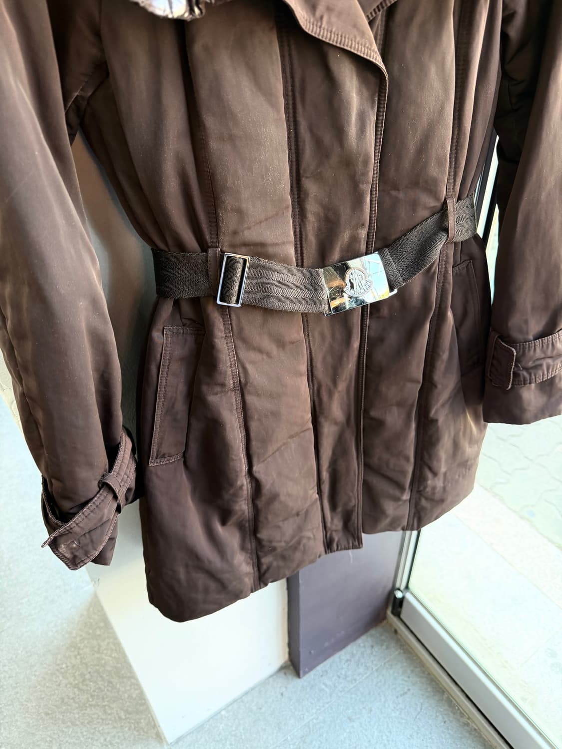 1/ 몽클레어 구스다운 리얼퍼 벨티드 패딩자켓 상품이미지5