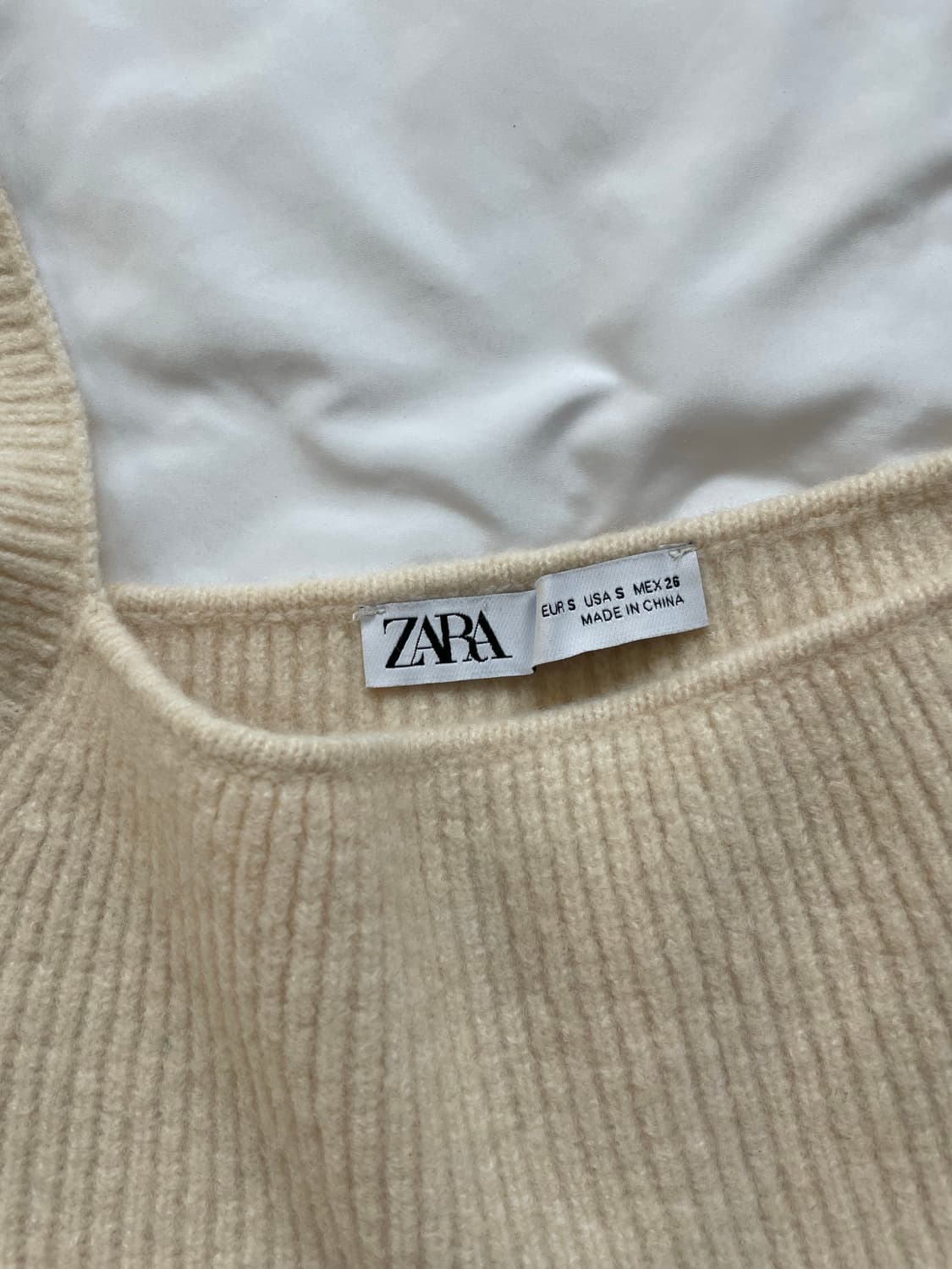 자라 WOOL BLEND CROP TOP 상품이미지6