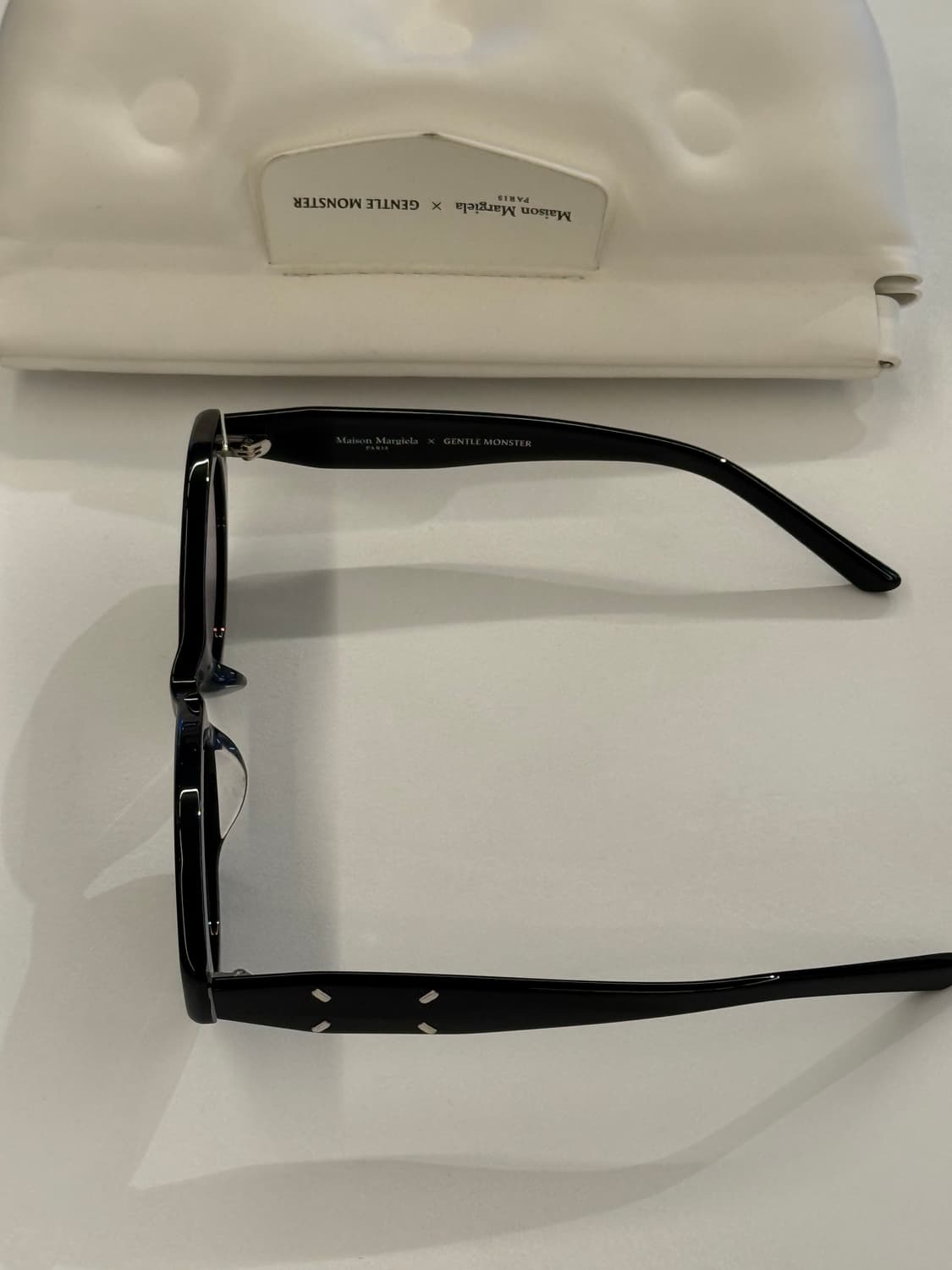 젠틀 몬스터 x 메종 마르지엘라 MM204 블랙 그레이 상품이미지4