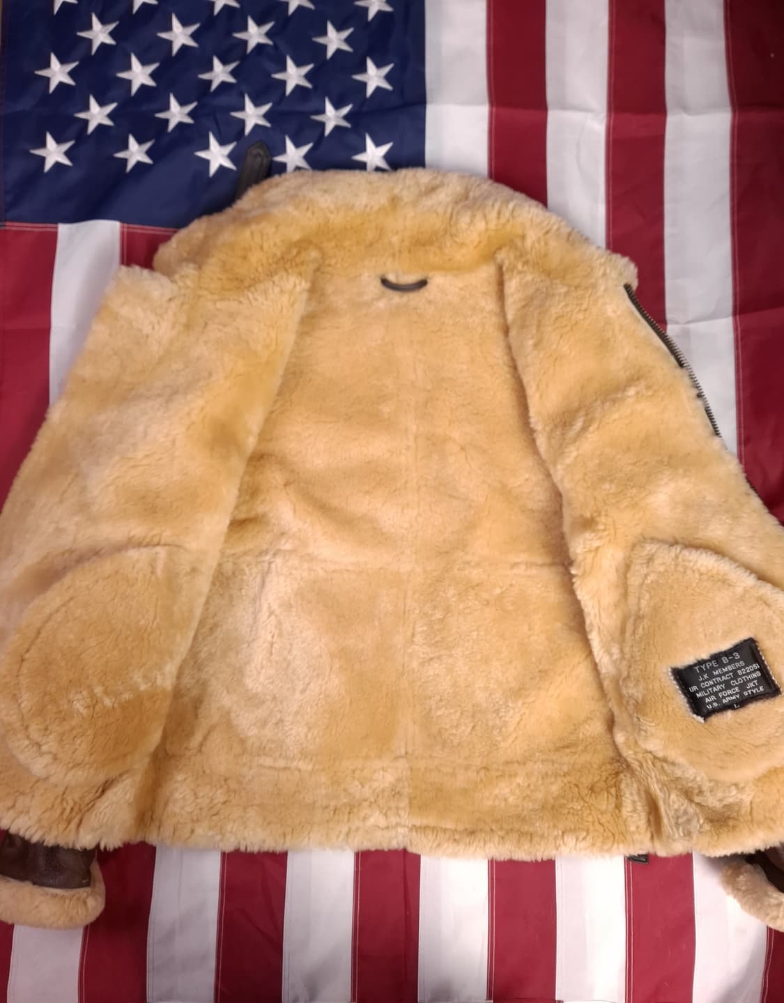 90's 일본수출용 미공군 B-3 TYPE 리얼레더 항공폭격기 무스탕 상품이미지8