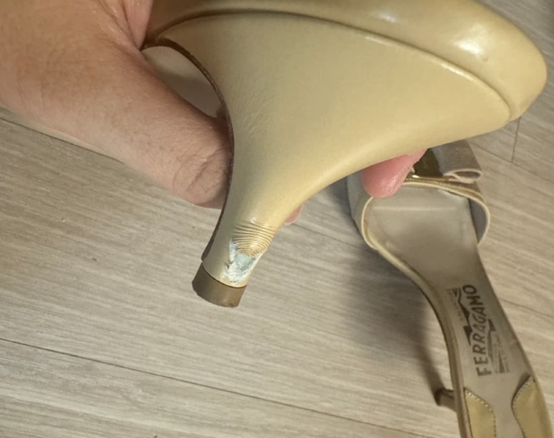 Ferragamo 페라가모 베이지 버터 샌들힐 상품이미지5