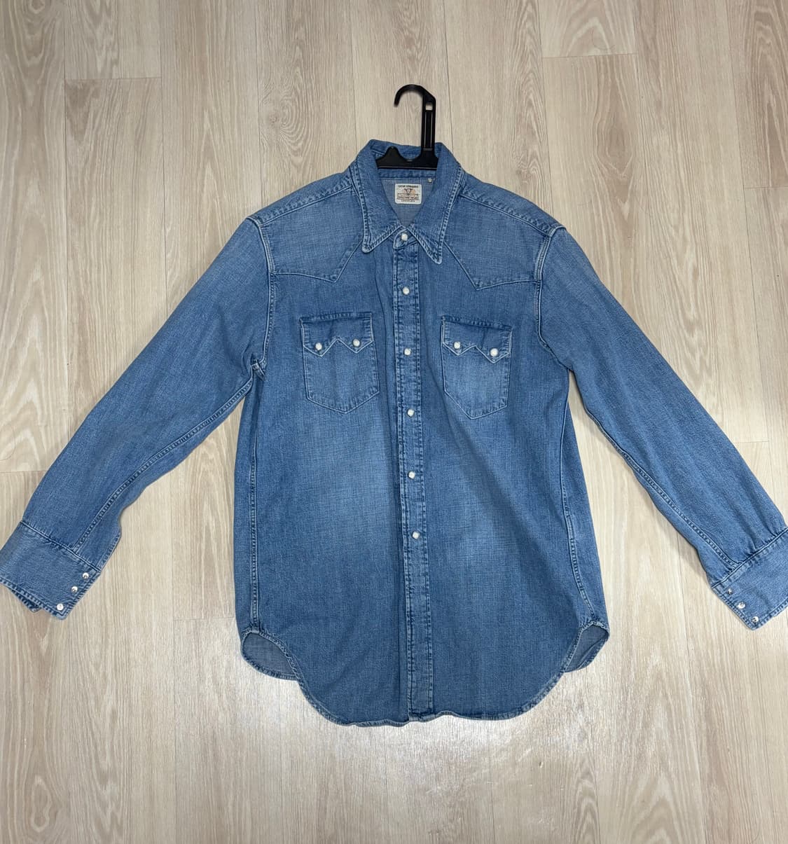 Lvc 데님 웨스턴 셔츠 상품이미지1