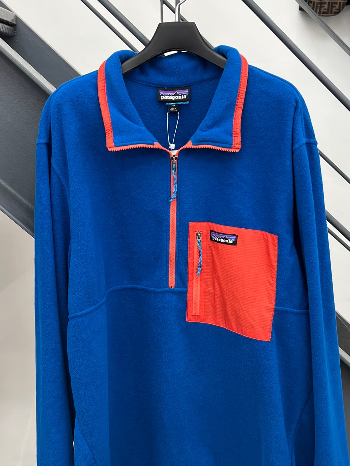 파타고니아 24ss 마이크로디 하프집업 상품이미지3