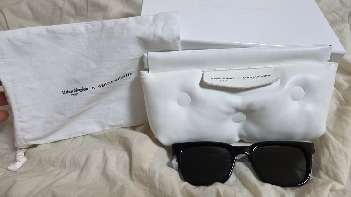 젠틀 몬스터 x 메종 마르지엘라 MM110 블랙 상품이미지1