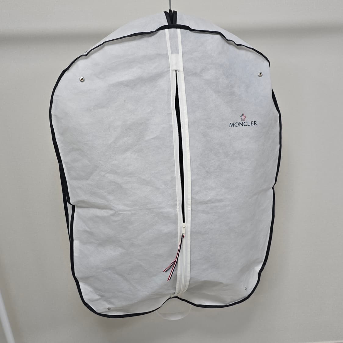 22fw 몽클레어 디엥 패딩 4사이즈 105 판매 상품이미지8