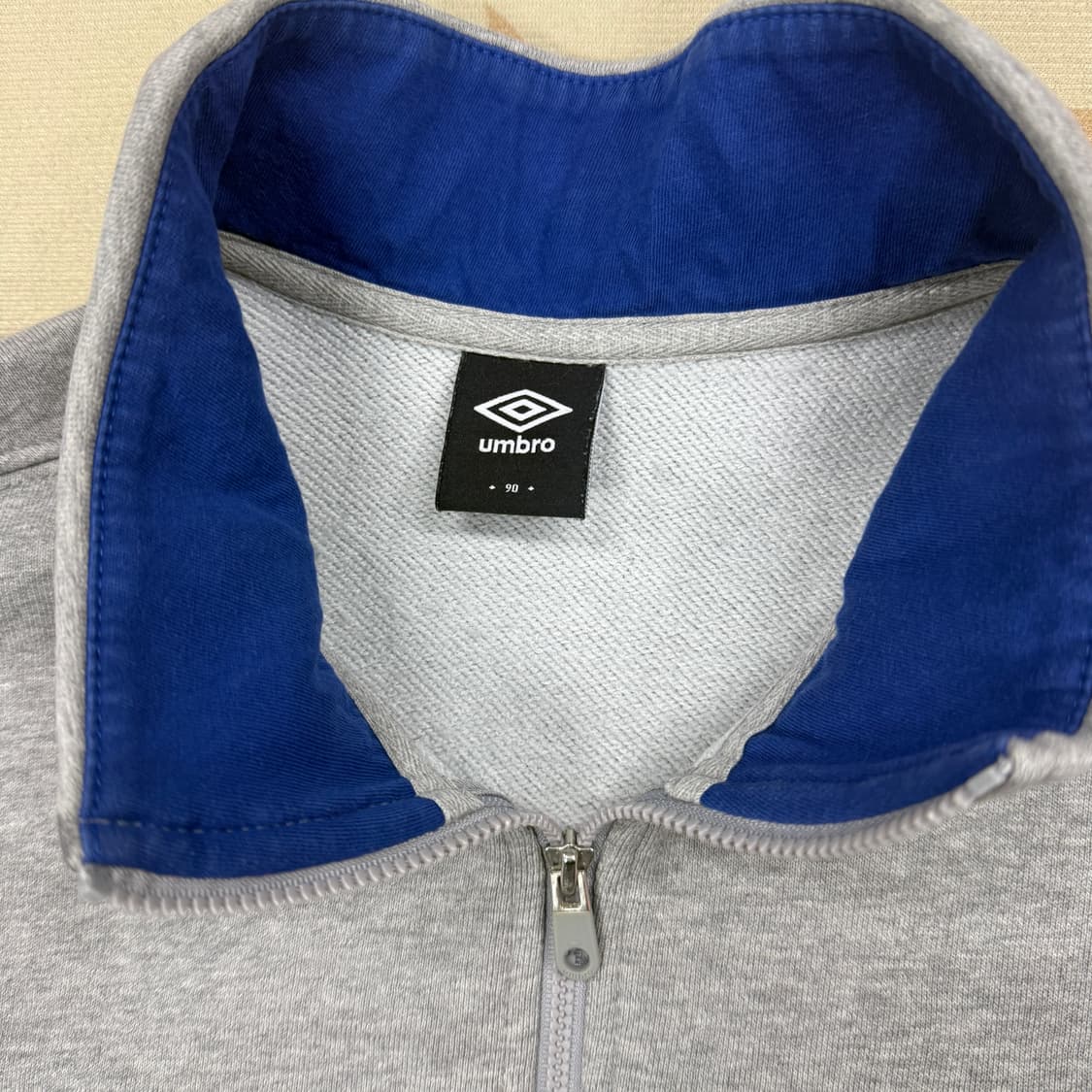 (S)엄브로 UMBRO 하프집업 맨투맨(그레이,뒷판빅로고 상품이미지2