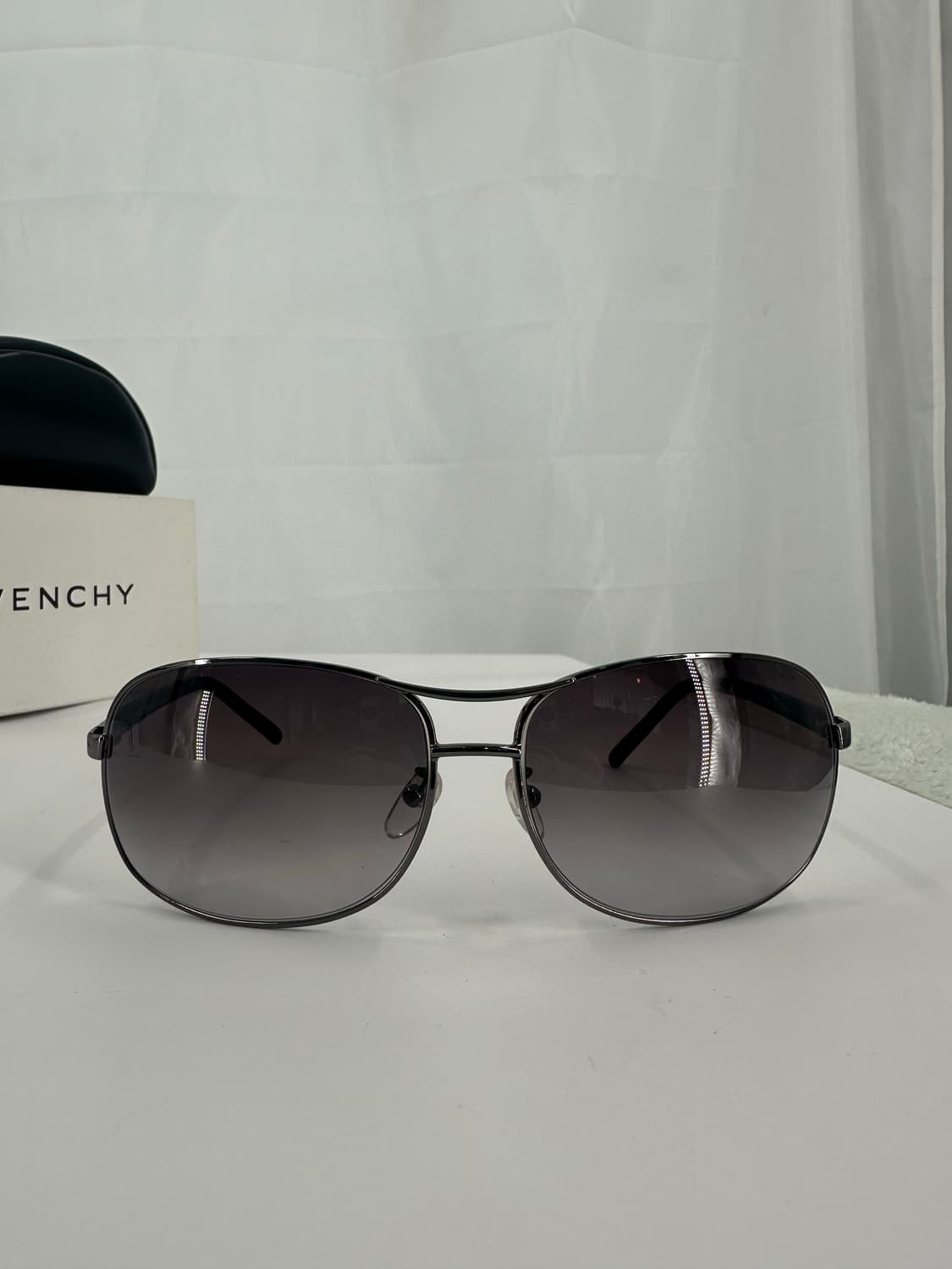 [새상품 무료배송] 정품 지방시 Made in Italy 선글라스 상품이미지2