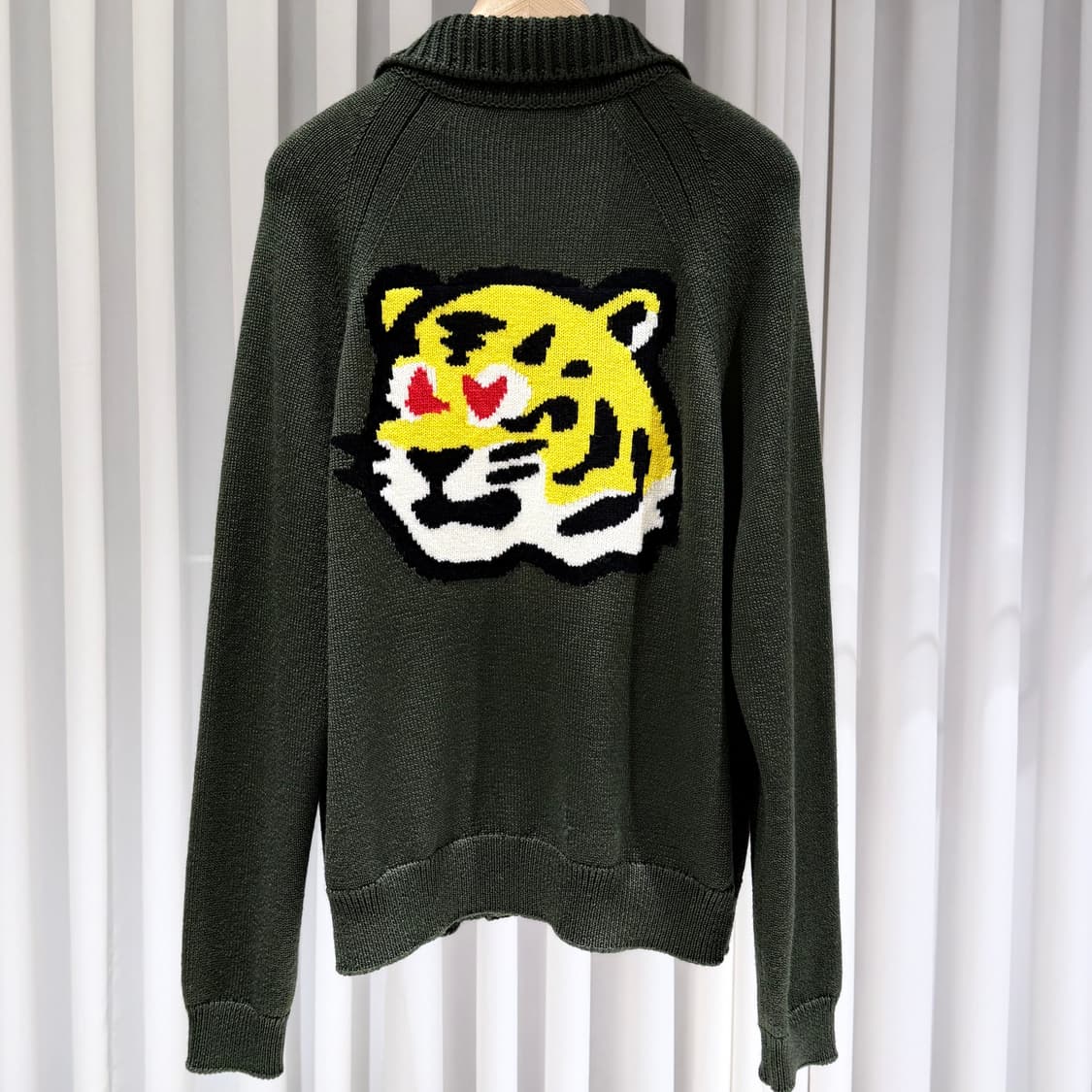 L / 루이비통 니고 타이거 가디건 상품이미지4