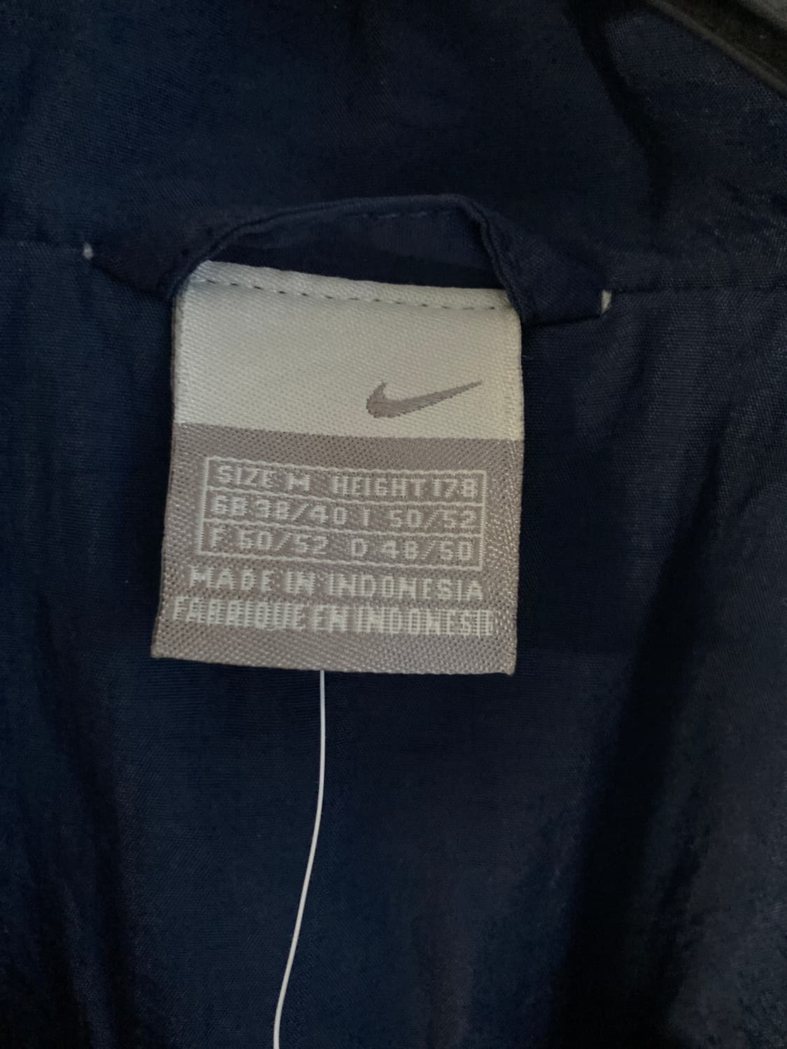 새상품 나이키 바람막이 L 상품이미지2