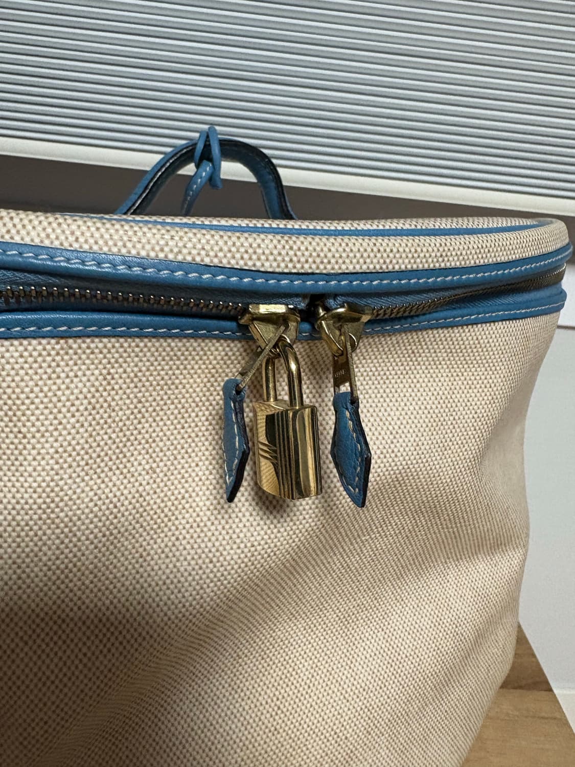 Hermes 블루진 vanity bag 상품이미지4