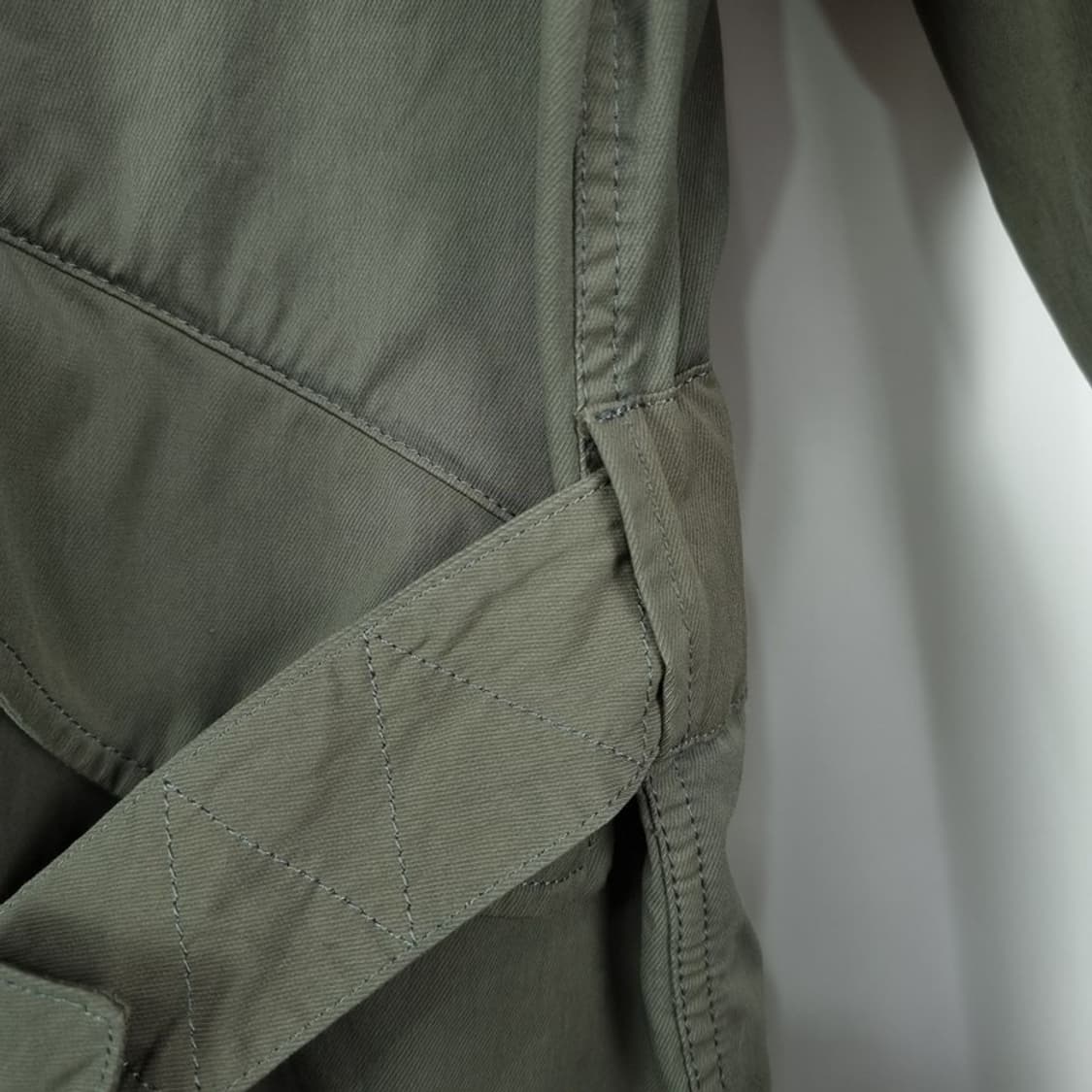 [네멘] 후드 퍼 벨티드 피쉐티일 파카 야상 카키 P01562 상품이미지6