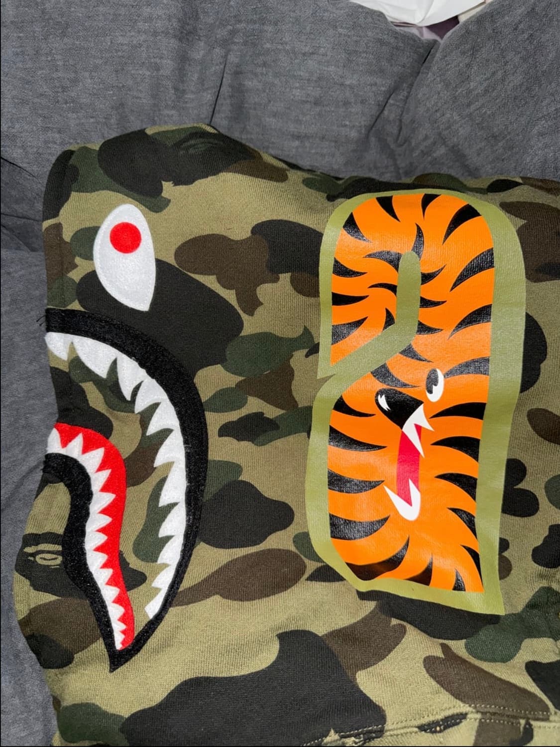 베이프 퍼스트 카모 샤크 후드집업 상품이미지5
