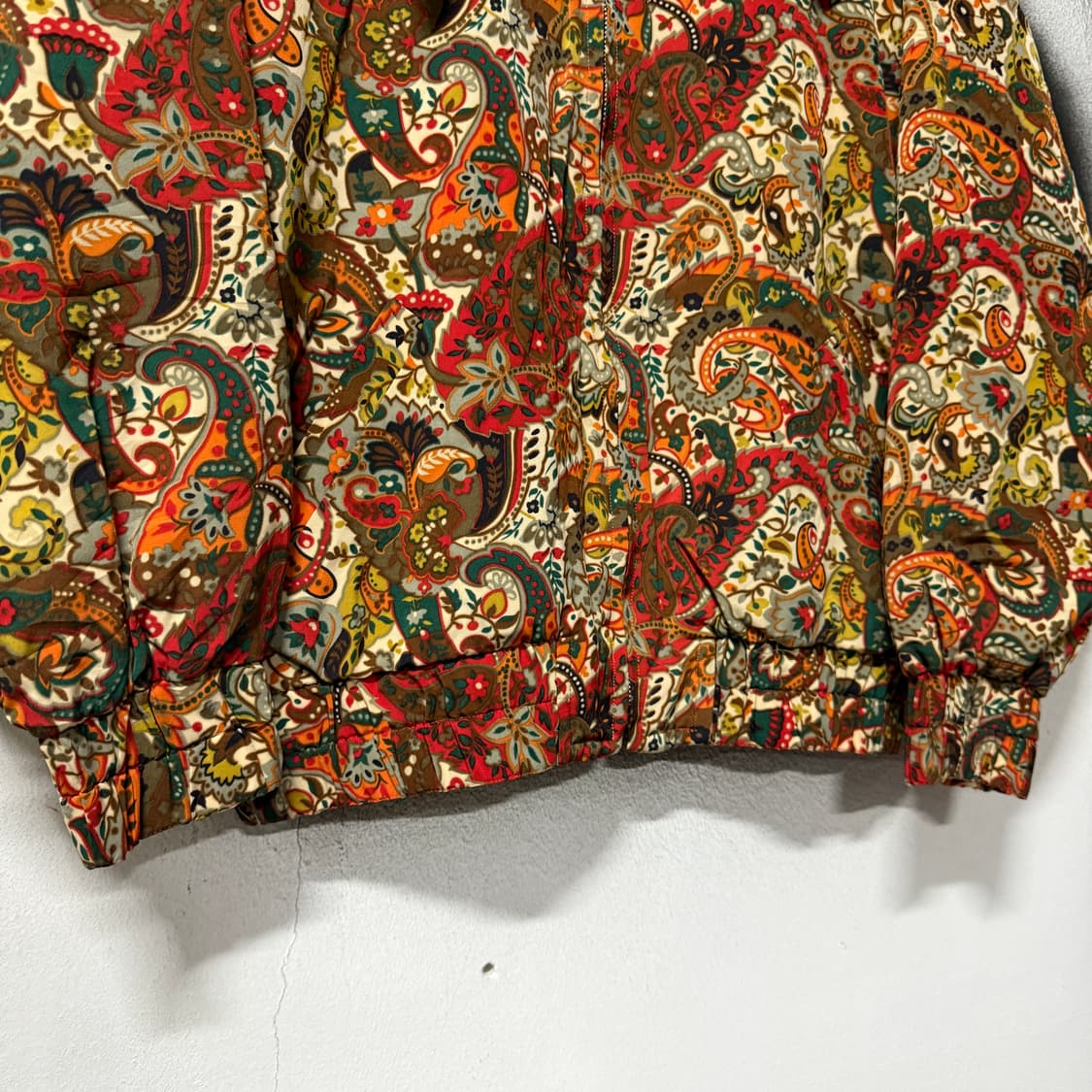 VTG 빈티지 페이즐리 자카드 패턴 하이넥 크롭 봄버 자켓 상품이미지4