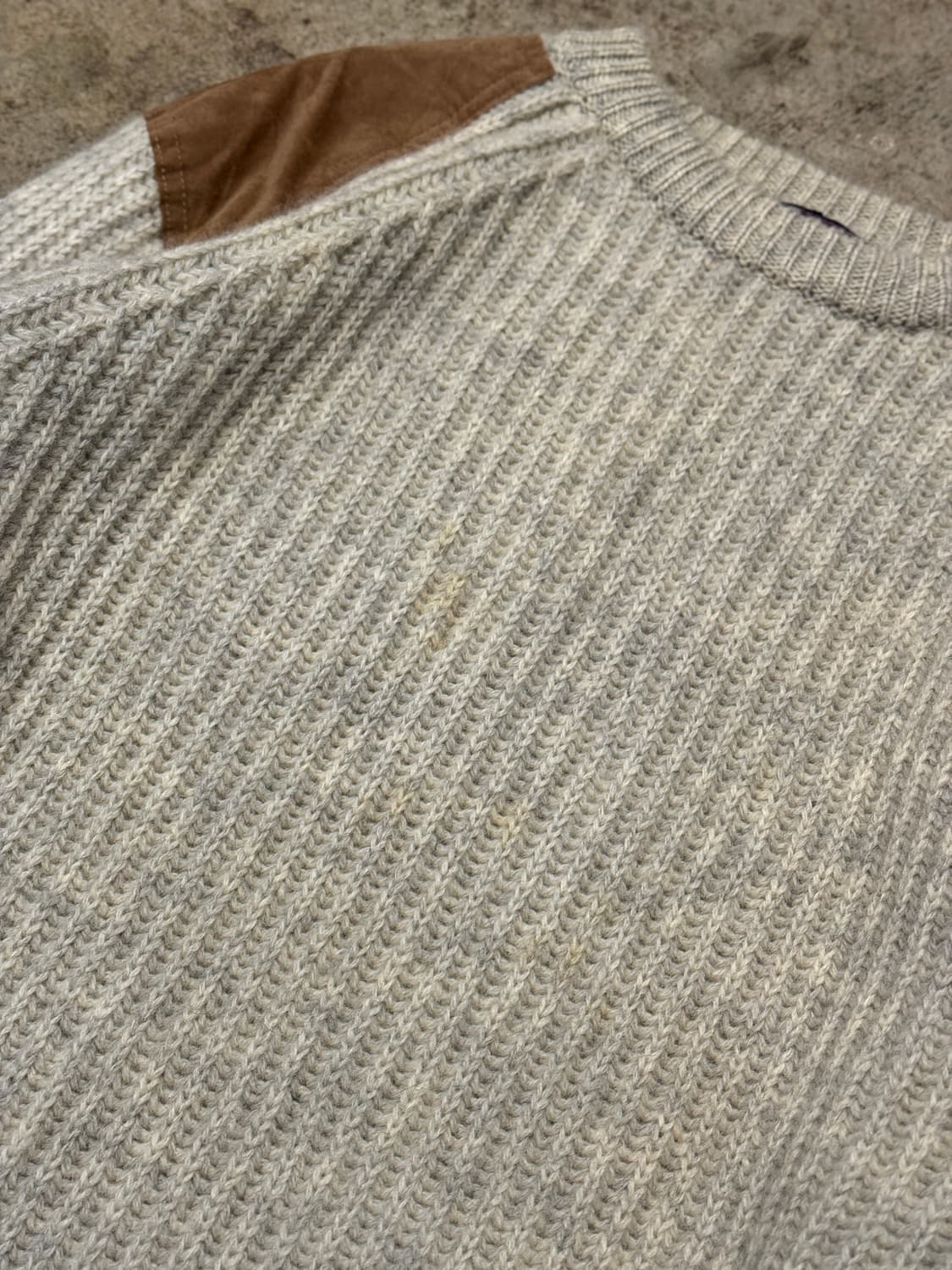 M-L ) White Bull Commando Sweater 상품이미지5