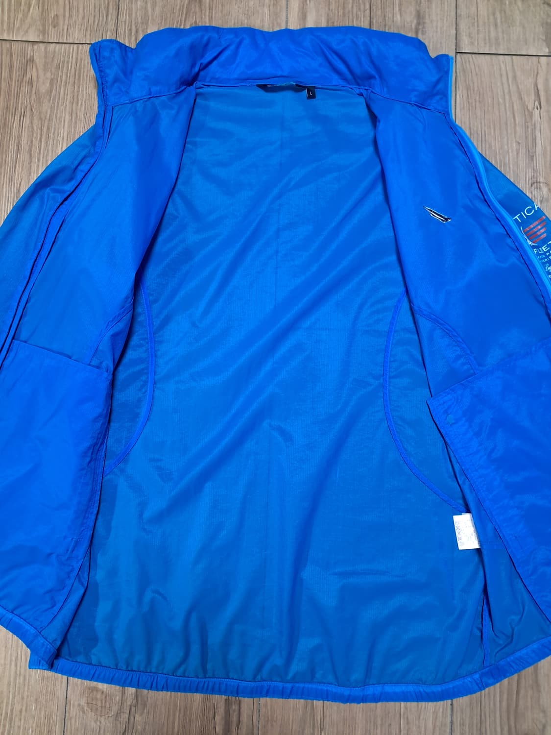 노티카 바람막이 남성L 상품이미지5