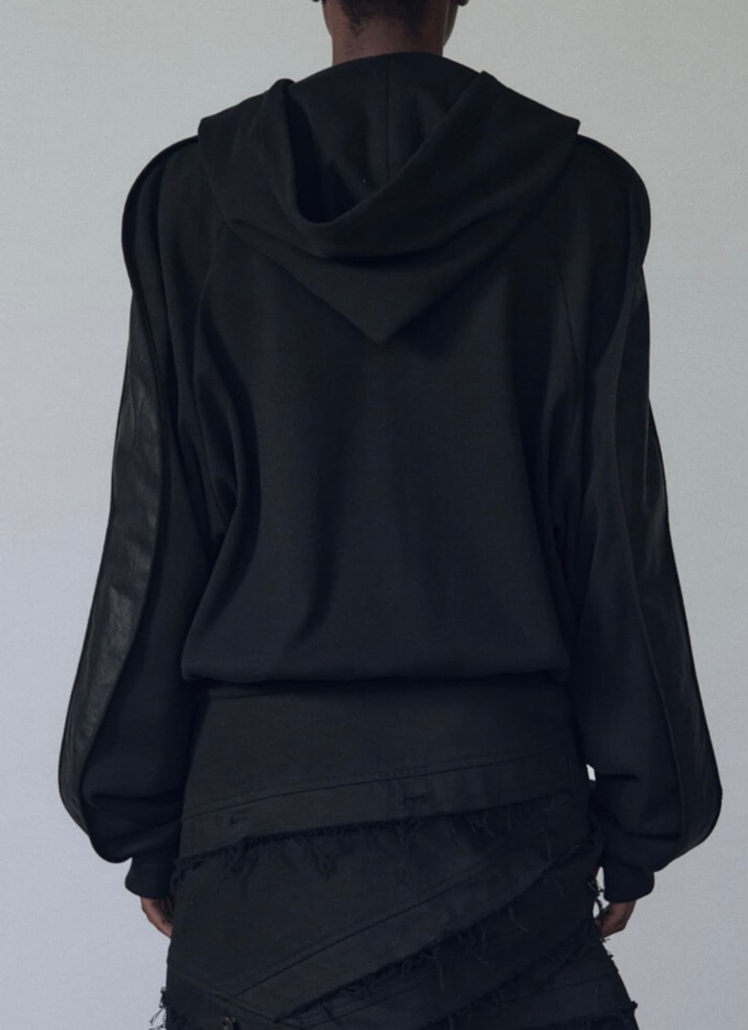 카르넷아카이브 HORSESHOE CRAB ZIP-UP HOODIE 상품이미지4