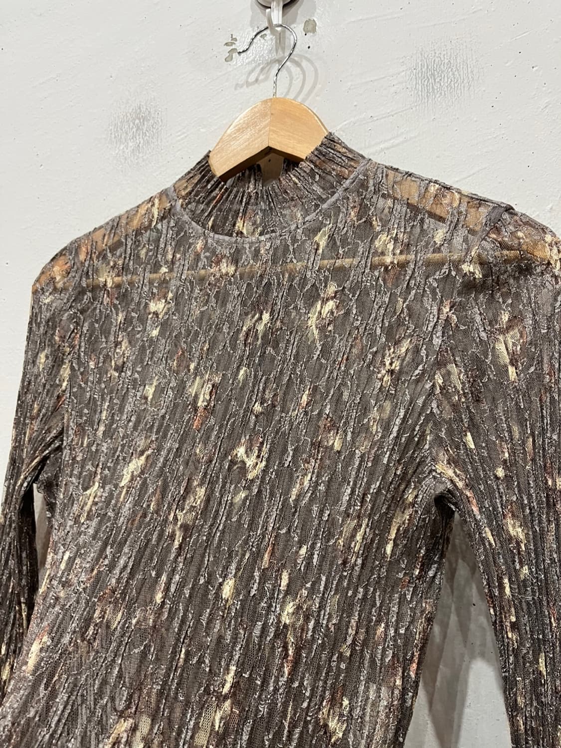 Made in JAPAN 씨스루 플리츠 탑  상품이미지2