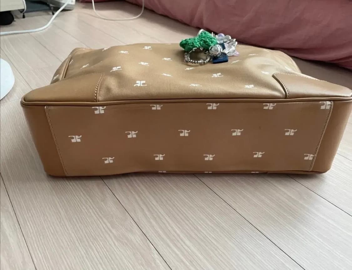 꾸레쥬 빈티지 토트백 상품이미지2