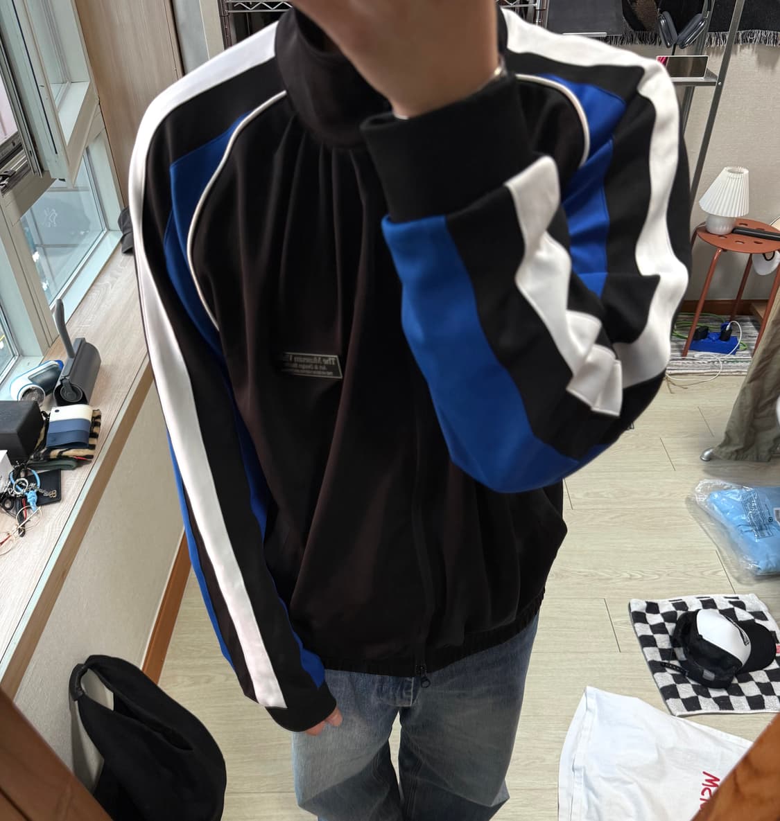 더뮤지엄비지터 트랙 자켓 상품이미지1