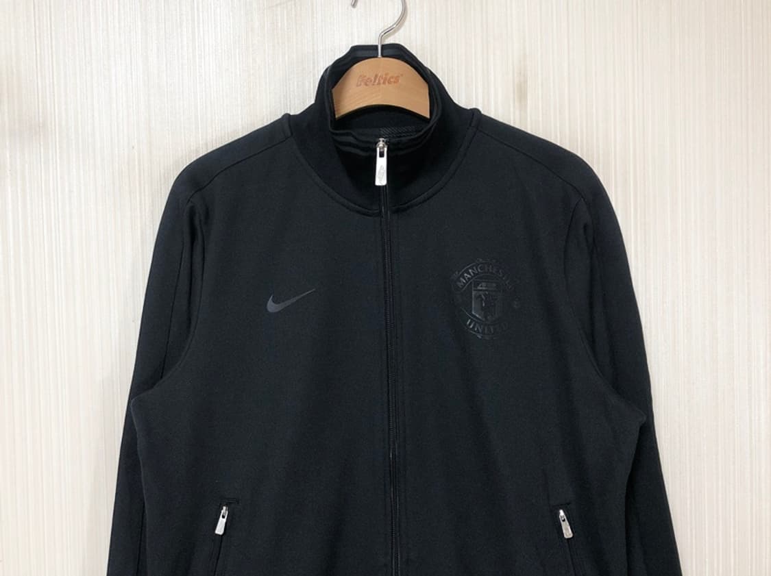 나이키 맨체스터유나이티드 N98 블랙아웃 트랙자켓 L(100) 상품이미지2