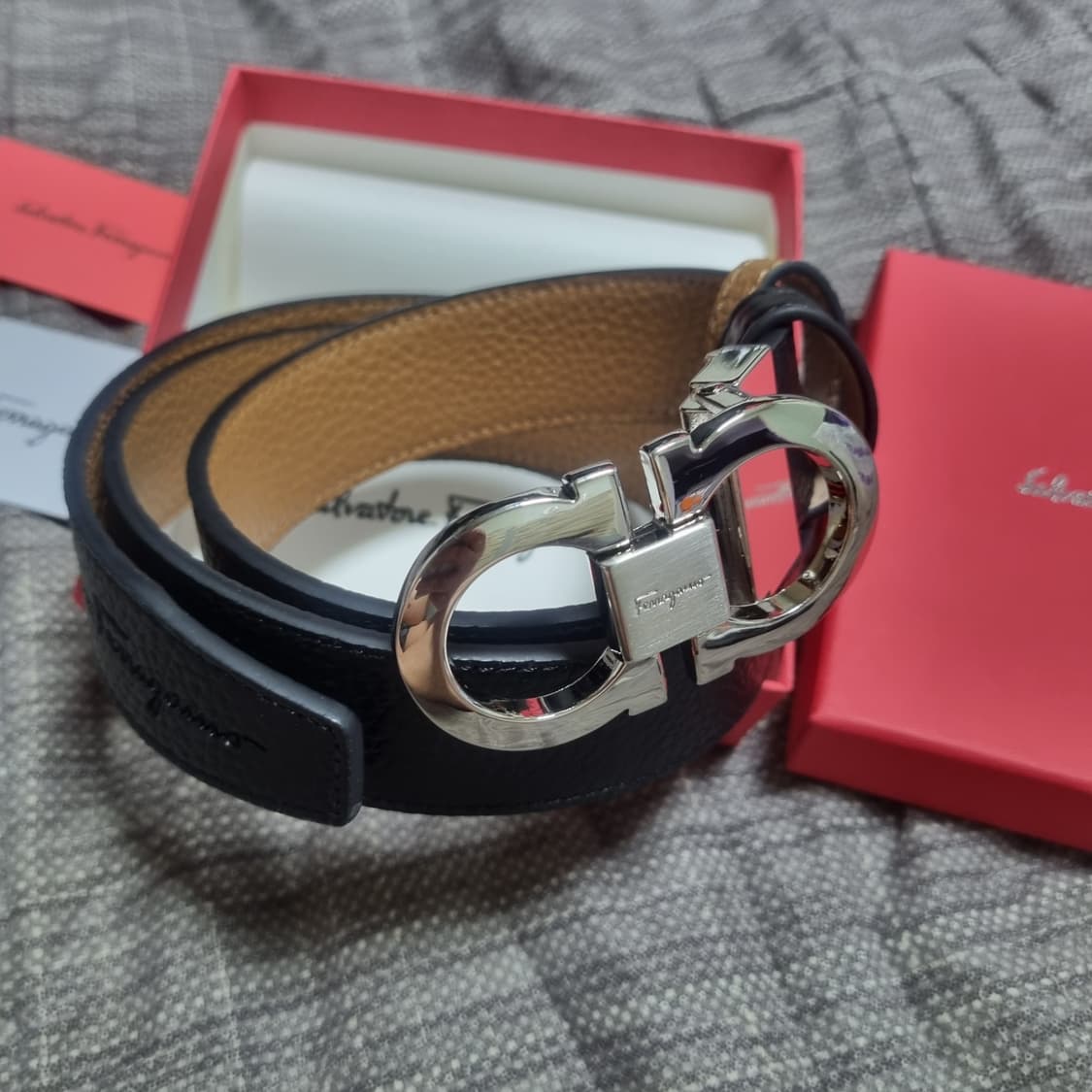 페라가모 벨트 팝니다 허리25에서40가능 새것입니다 상품이미지1