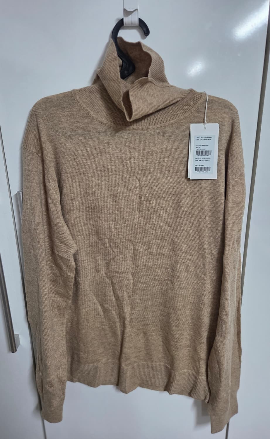 (새제품)PLAC 플랙 터틀넥 니트 베이지 L 상품이미지4