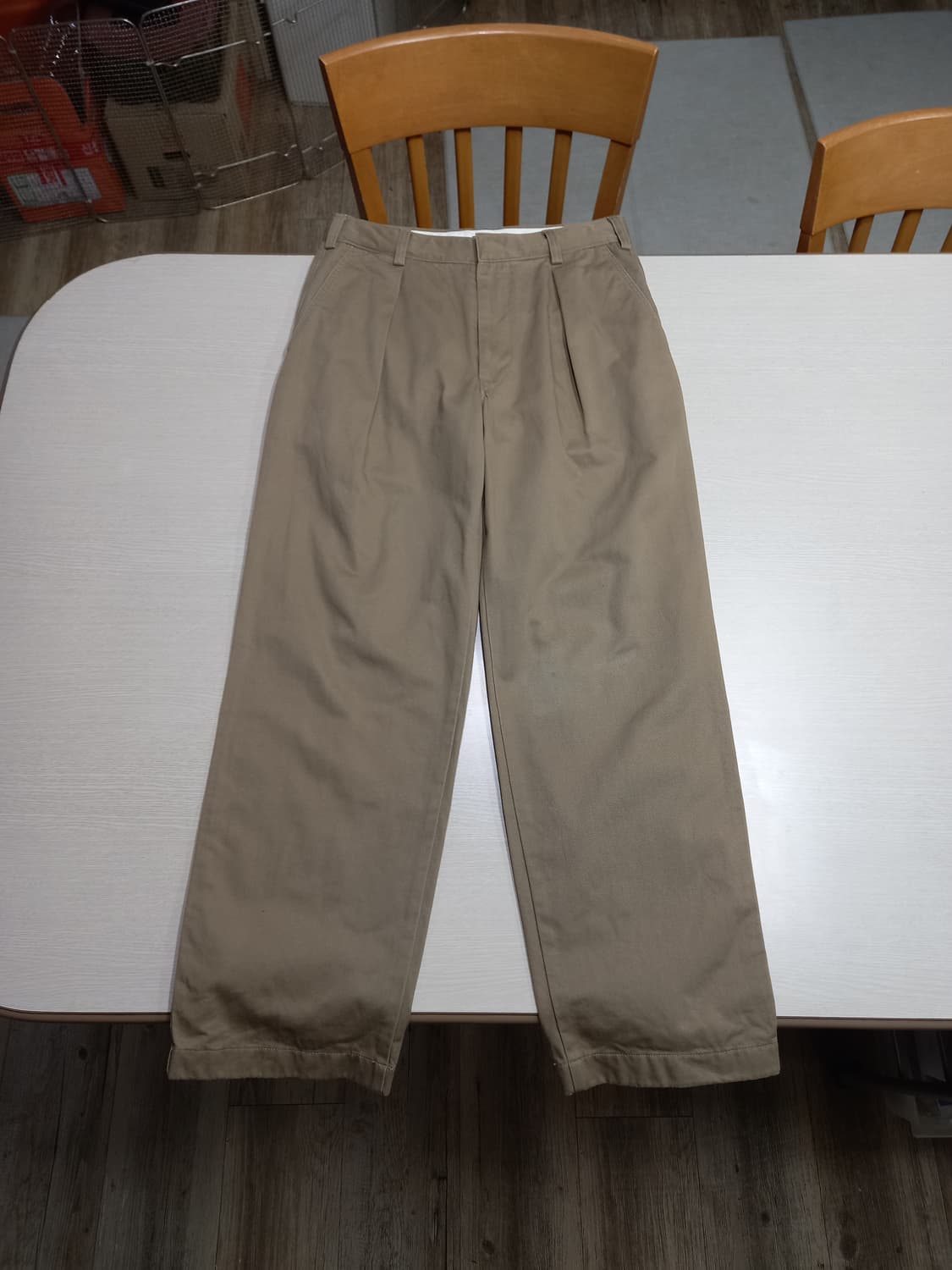 30 유니끌로 U 원턱 세미와이드 치노 베이지 30-172 상품이미지1