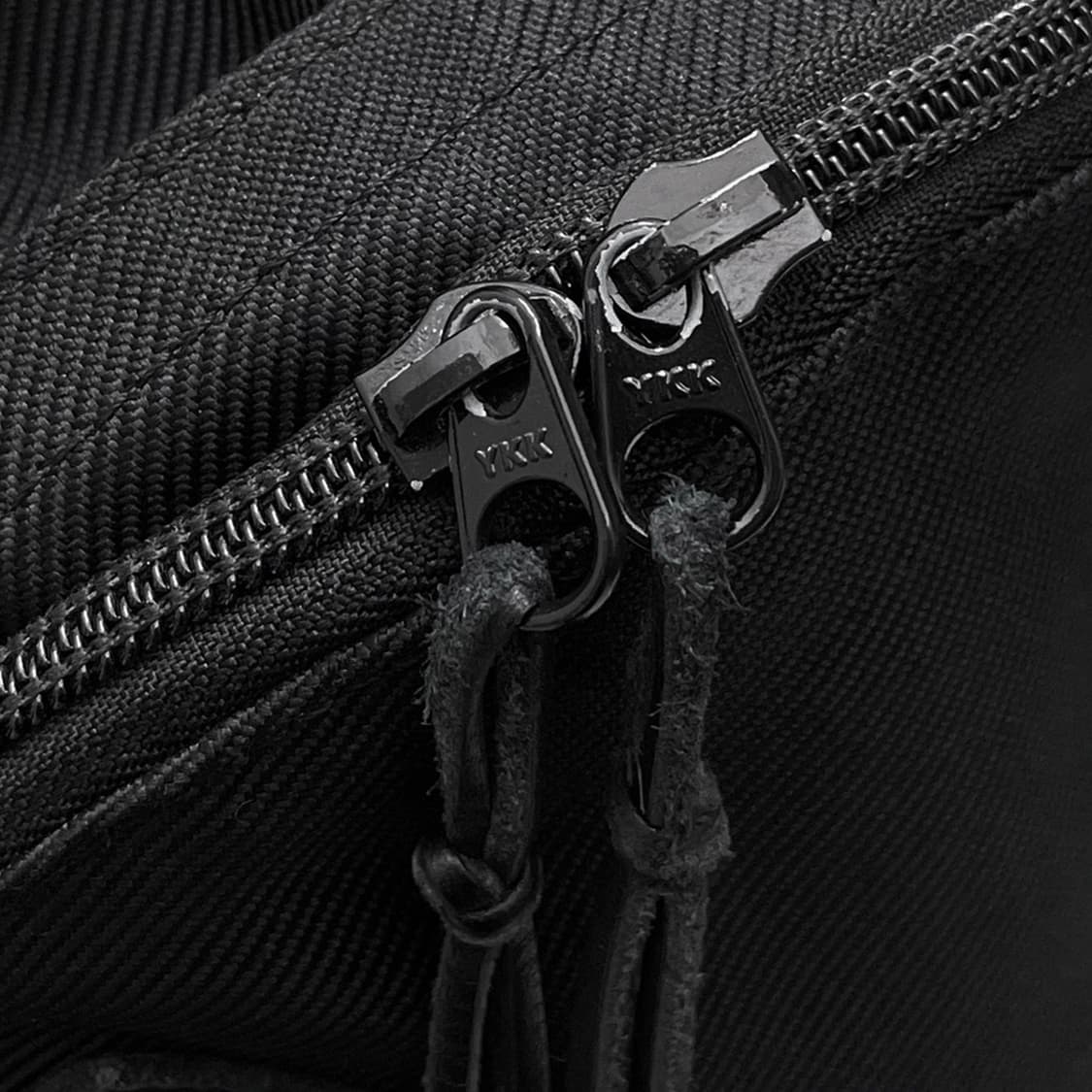 언더커버 (Undercover) 상품이미지5