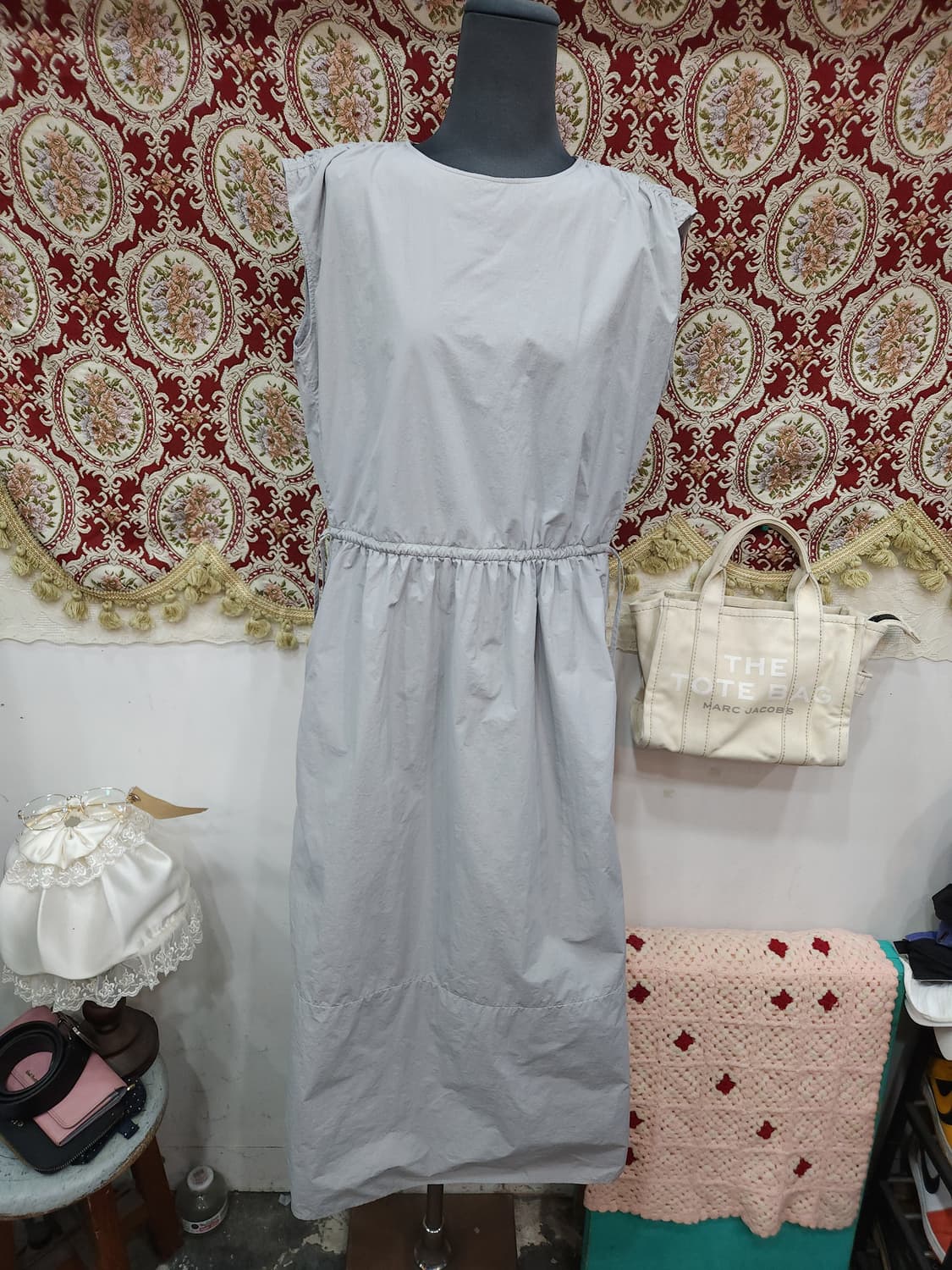 유니클로 C 민소매 개더 원피스

 상품이미지1