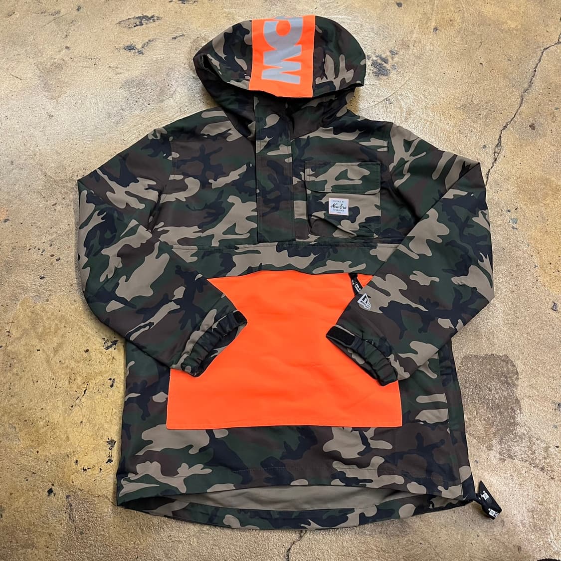 [정품/S] 뉴에라 카모 아노락 바람막이 오렌지 포인트 b8 상품이미지2