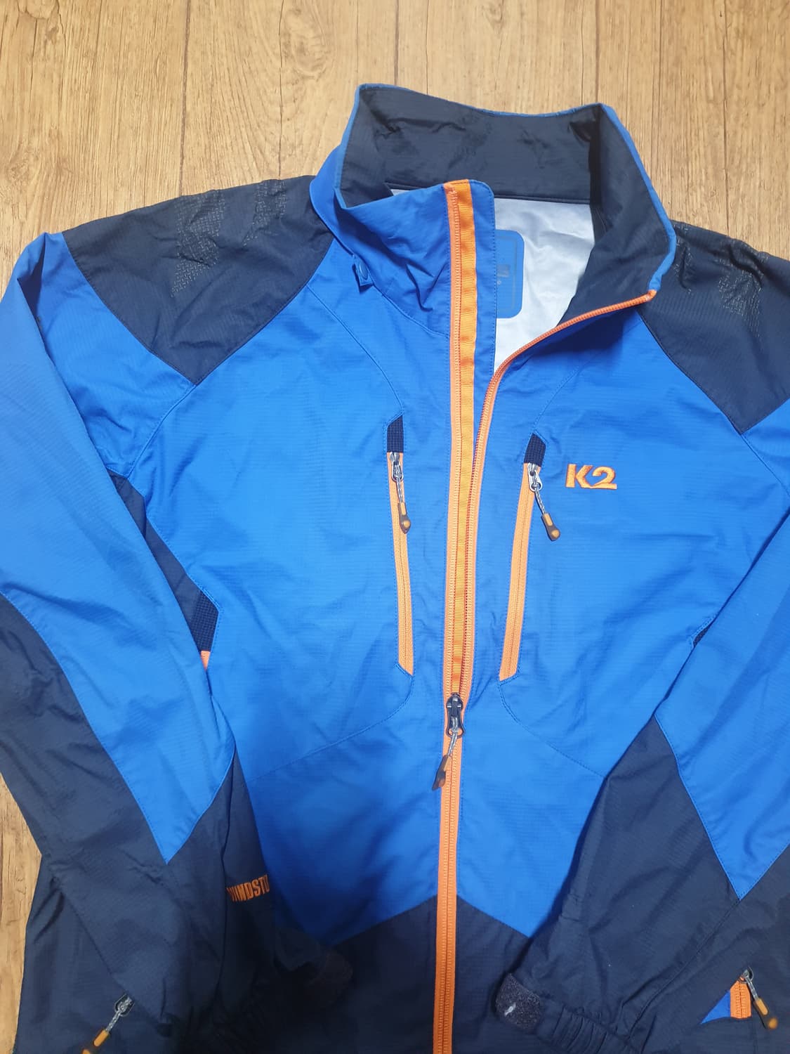 k2 아웃도어 바람막이 95 사이즈입니다 상품이미지5