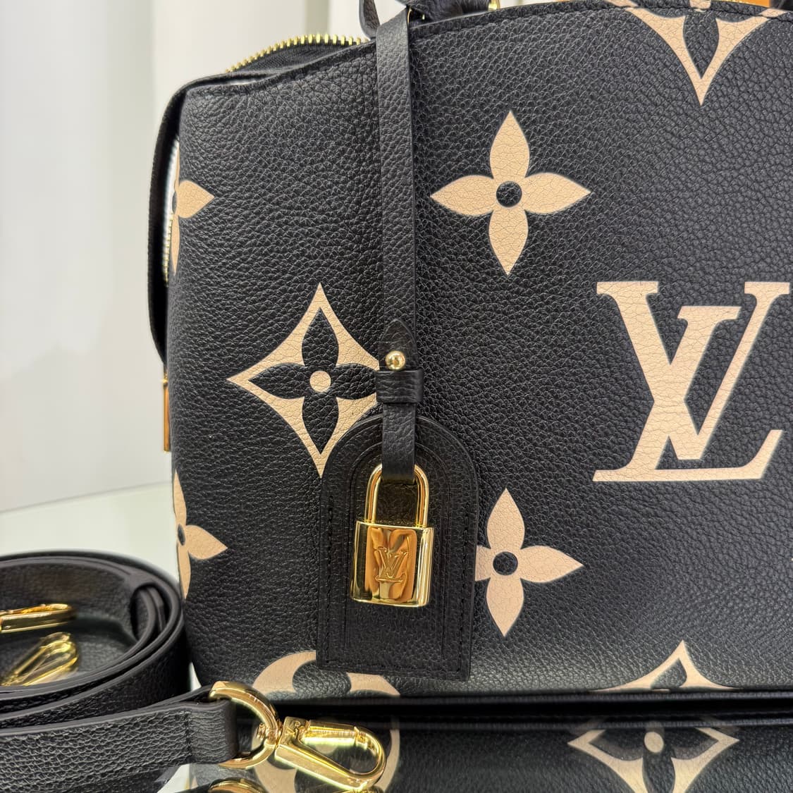 루이비통 모노그램 앙프렝뜨 쁘띠드 팔레 토트백  상품이미지5