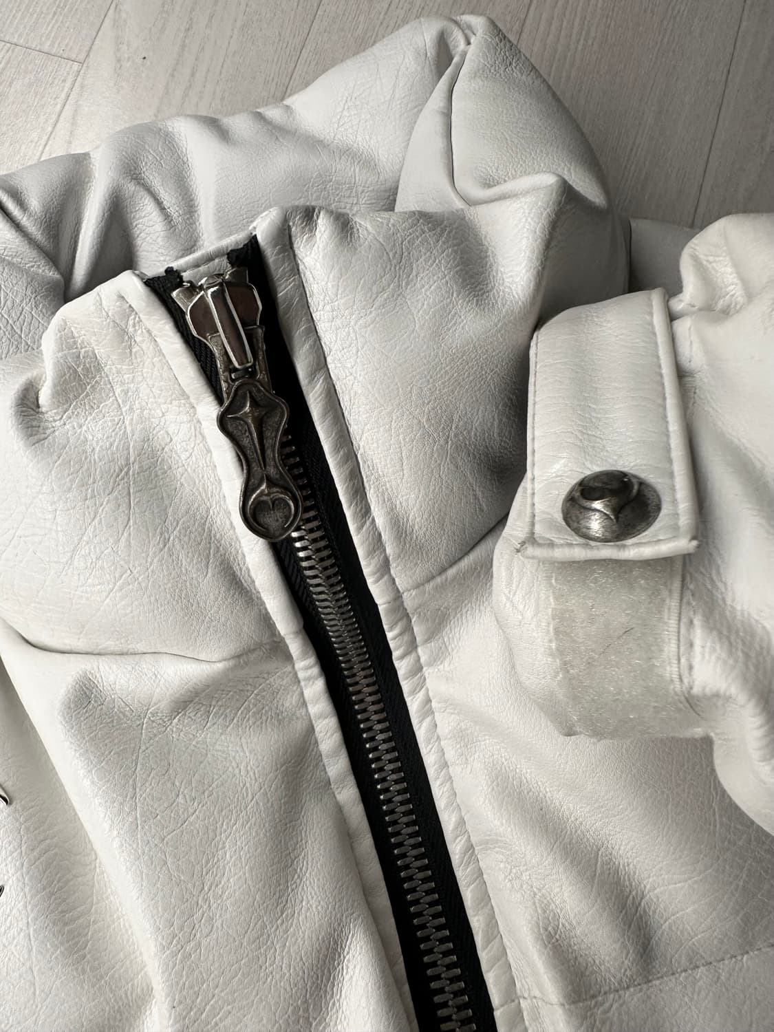 떠그클럽 레더 패딩 2 상품이미지3