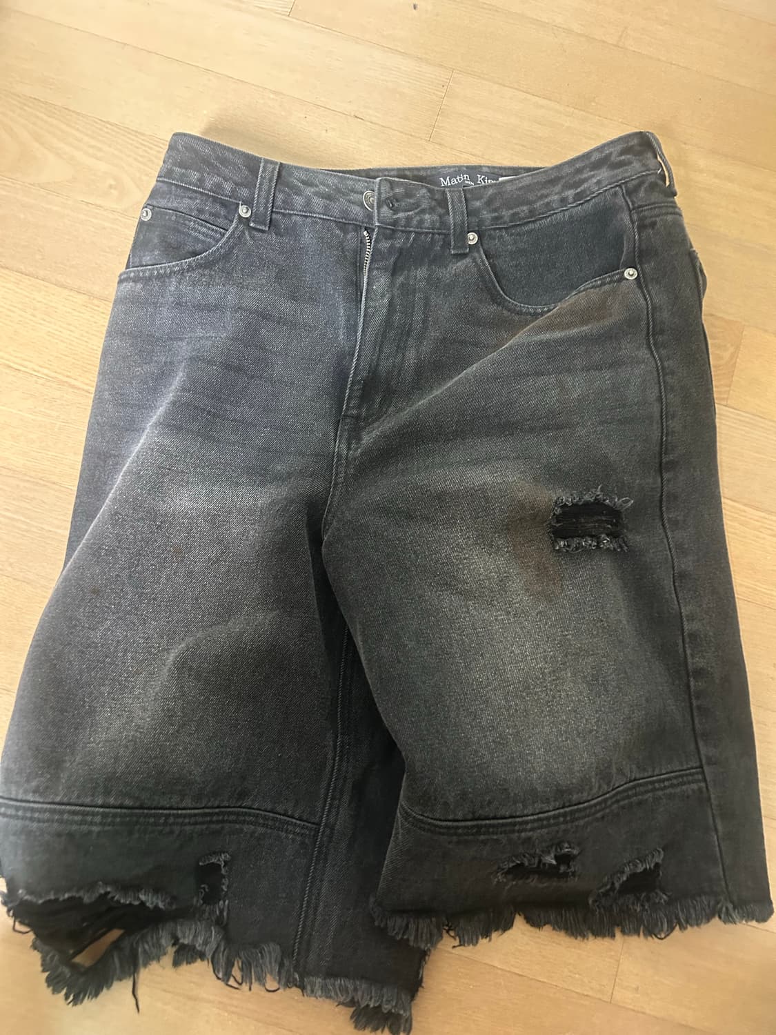 마뗑킴 디스트로이드 버뮤다 데님 팬츠 블랙 L 상품이미지2