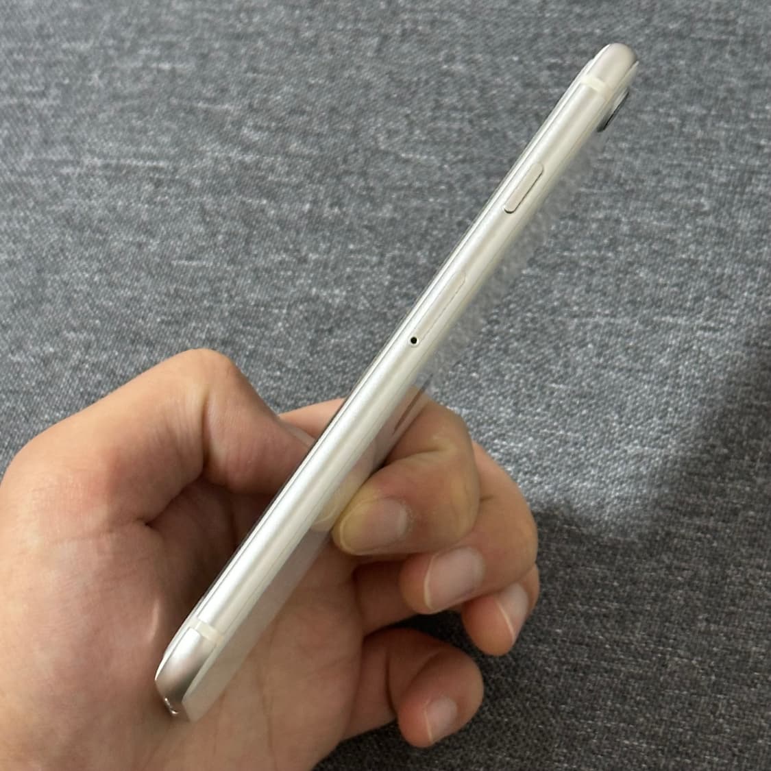 아이폰 se3 512gb 화이트 베젤 미국판 무음 상품이미지3
