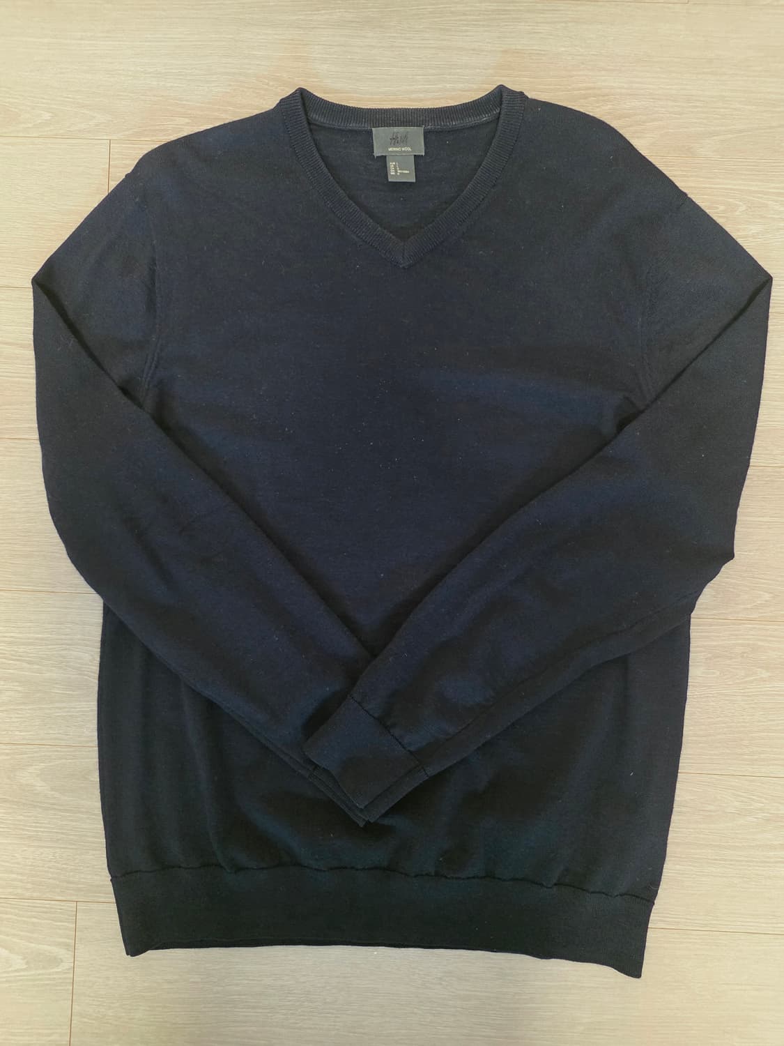 H&M 메리노울 V넥 니트 L 3종 Set
 상품이미지2