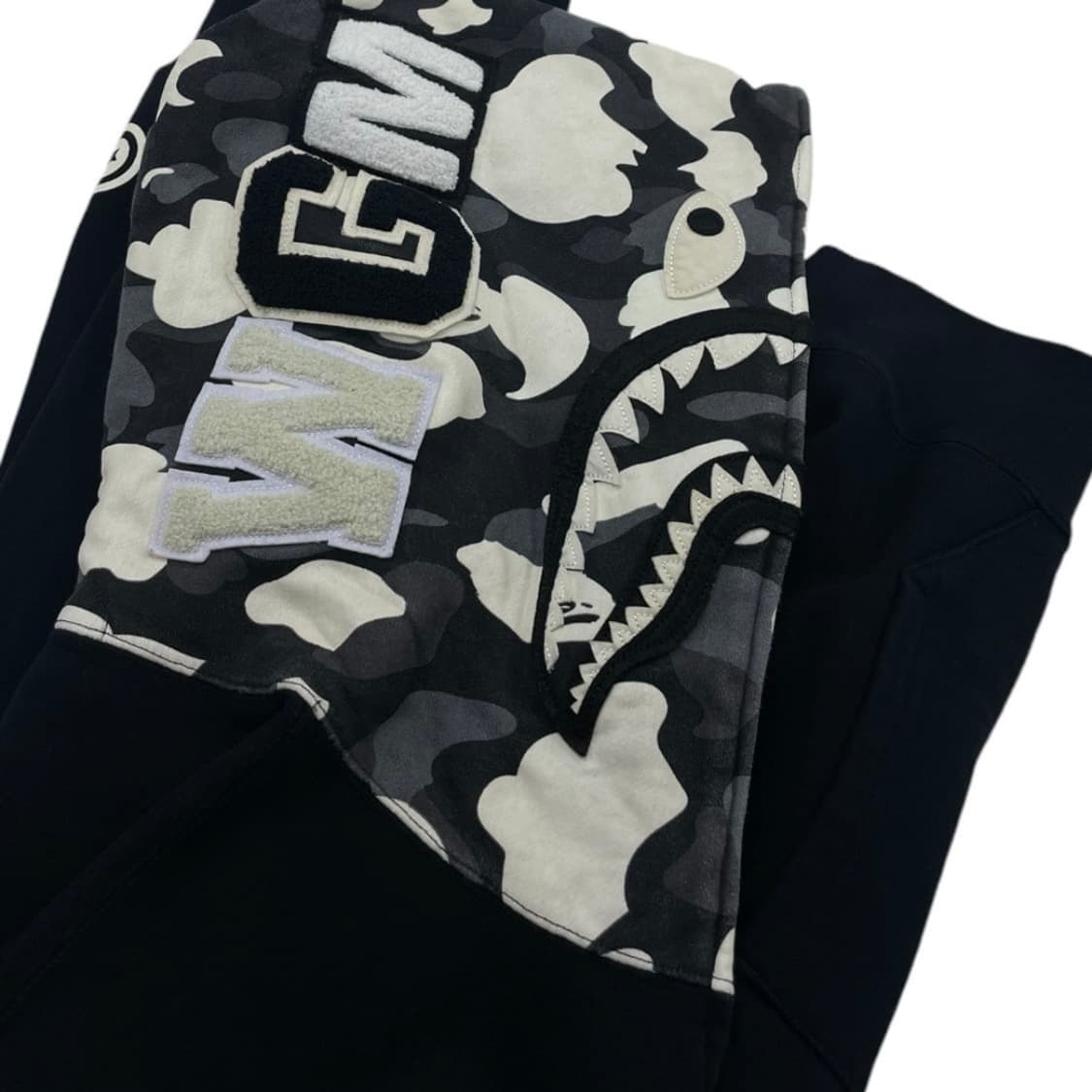 베이프 샤크 후드집업 상품이미지2