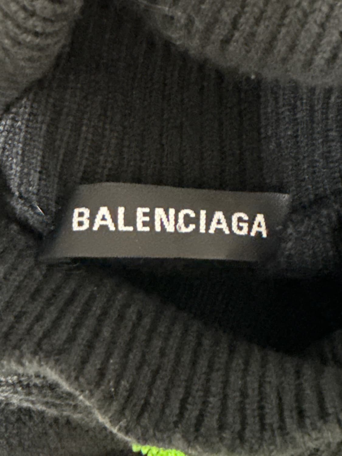 발렌시아가 에일리언 하이넥 니트 울 스웨터 상품이미지6