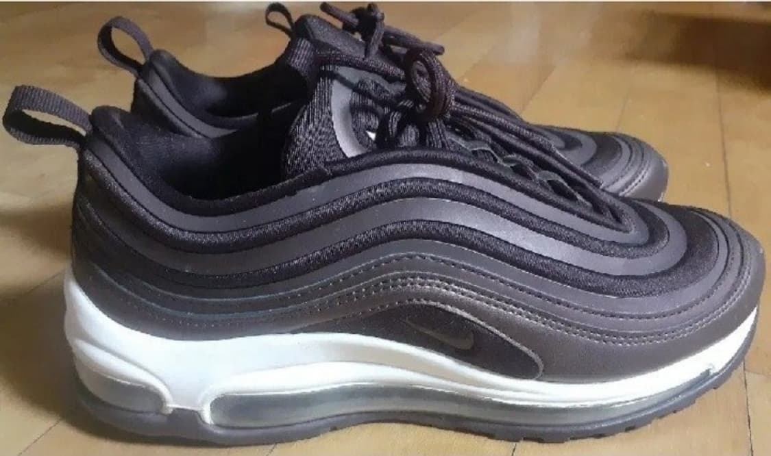 에어맥스97 울트라 17 메탈릭 마호가니 240 상품이미지3