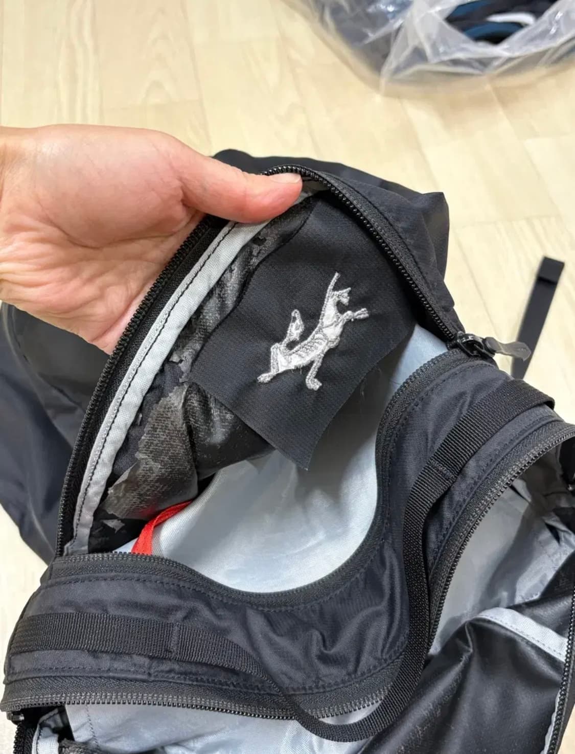 아크테릭스 헬리아드 15 블랙 상품이미지2