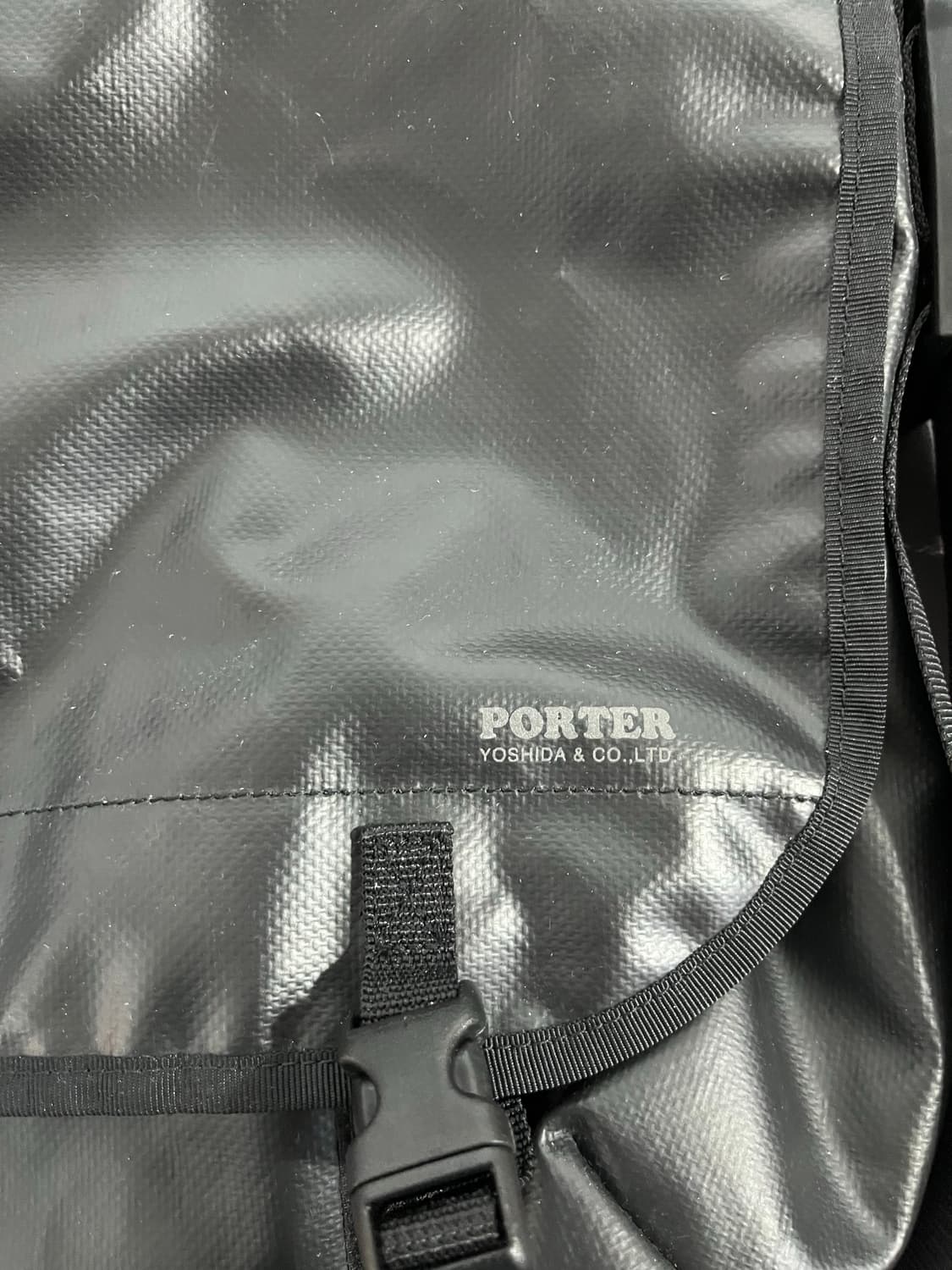 요시다 포터 PVC 숄더 백 메신저 백 블랙 상품이미지3