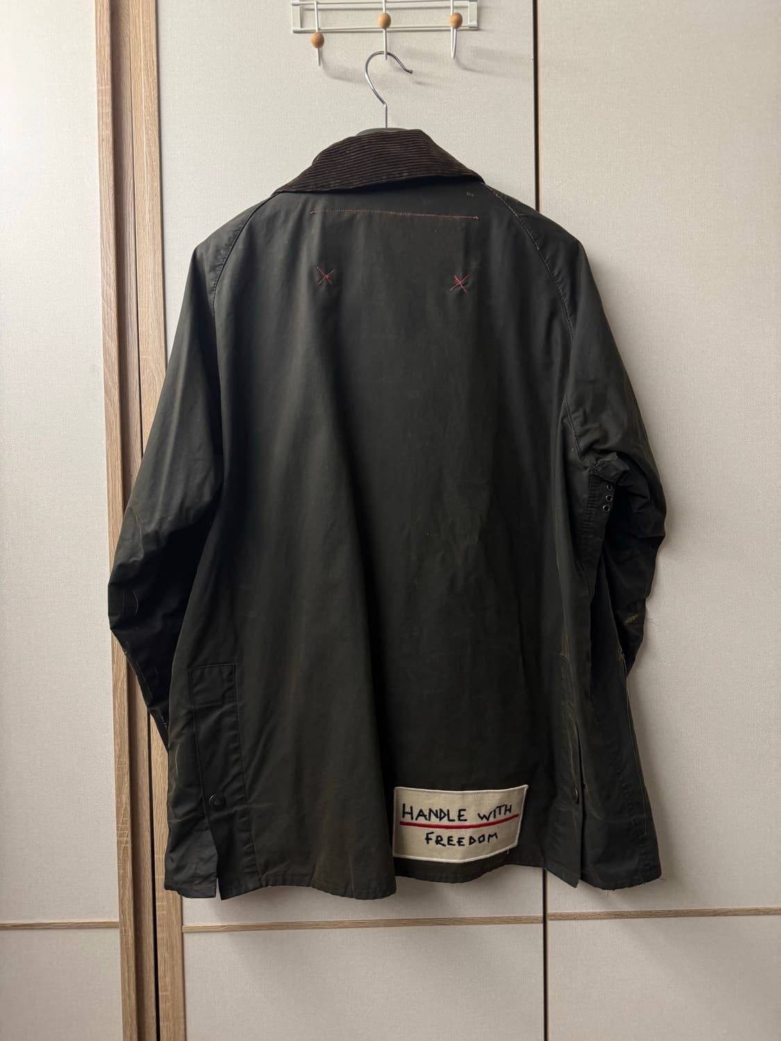 바버 X 핸들오브프리덤 왁스자켓 상품이미지2