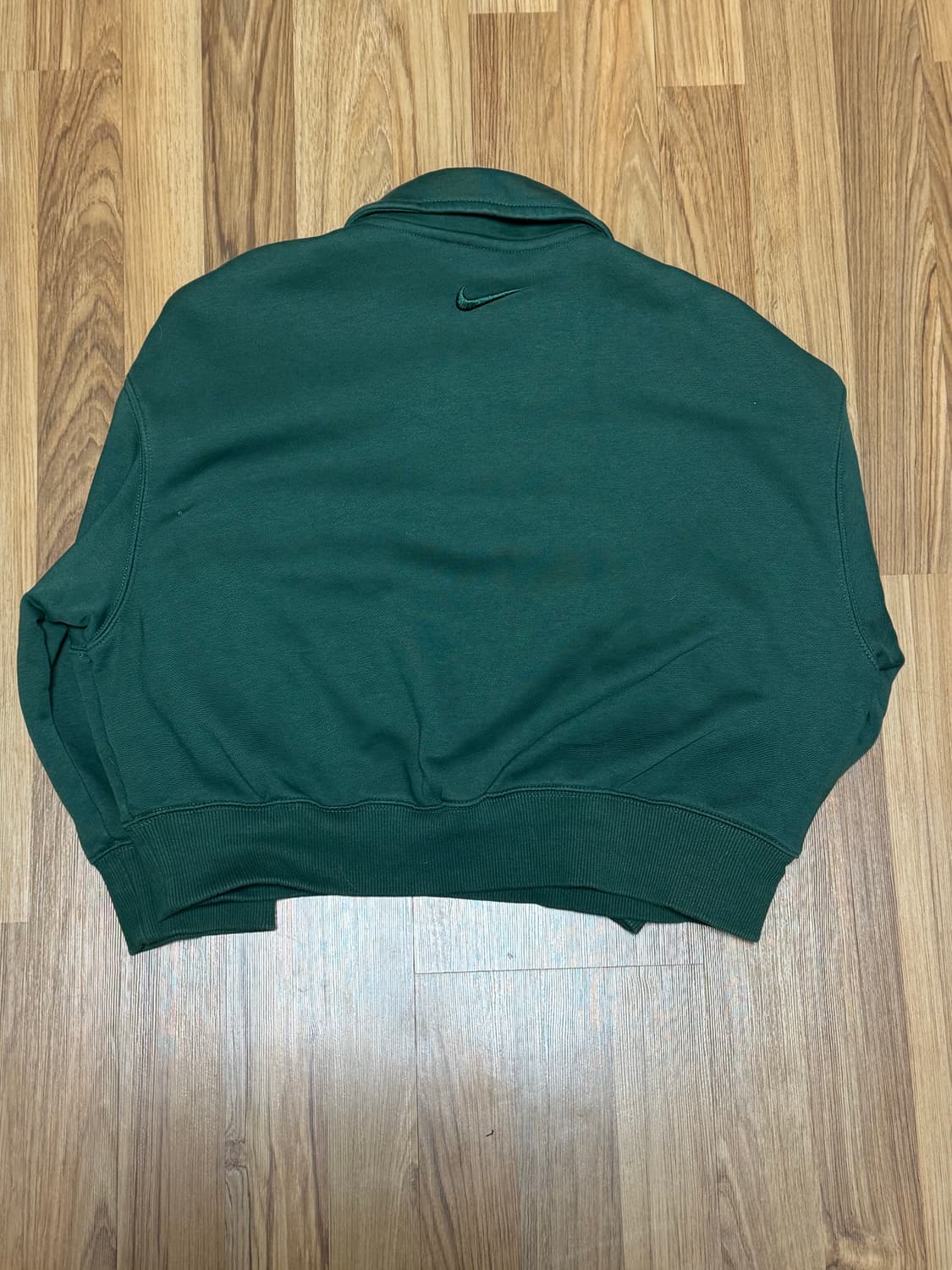 나이키 크롭 맨투맨 상품이미지2