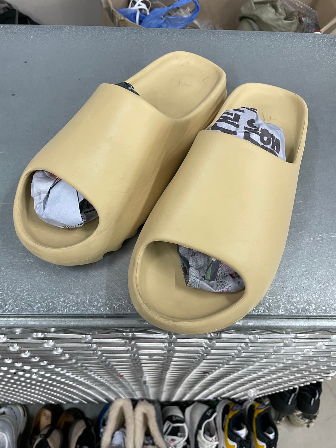 아디다스 이지 슬라이드 데저트 샌드 us12 (gr-4225) 상품이미지2