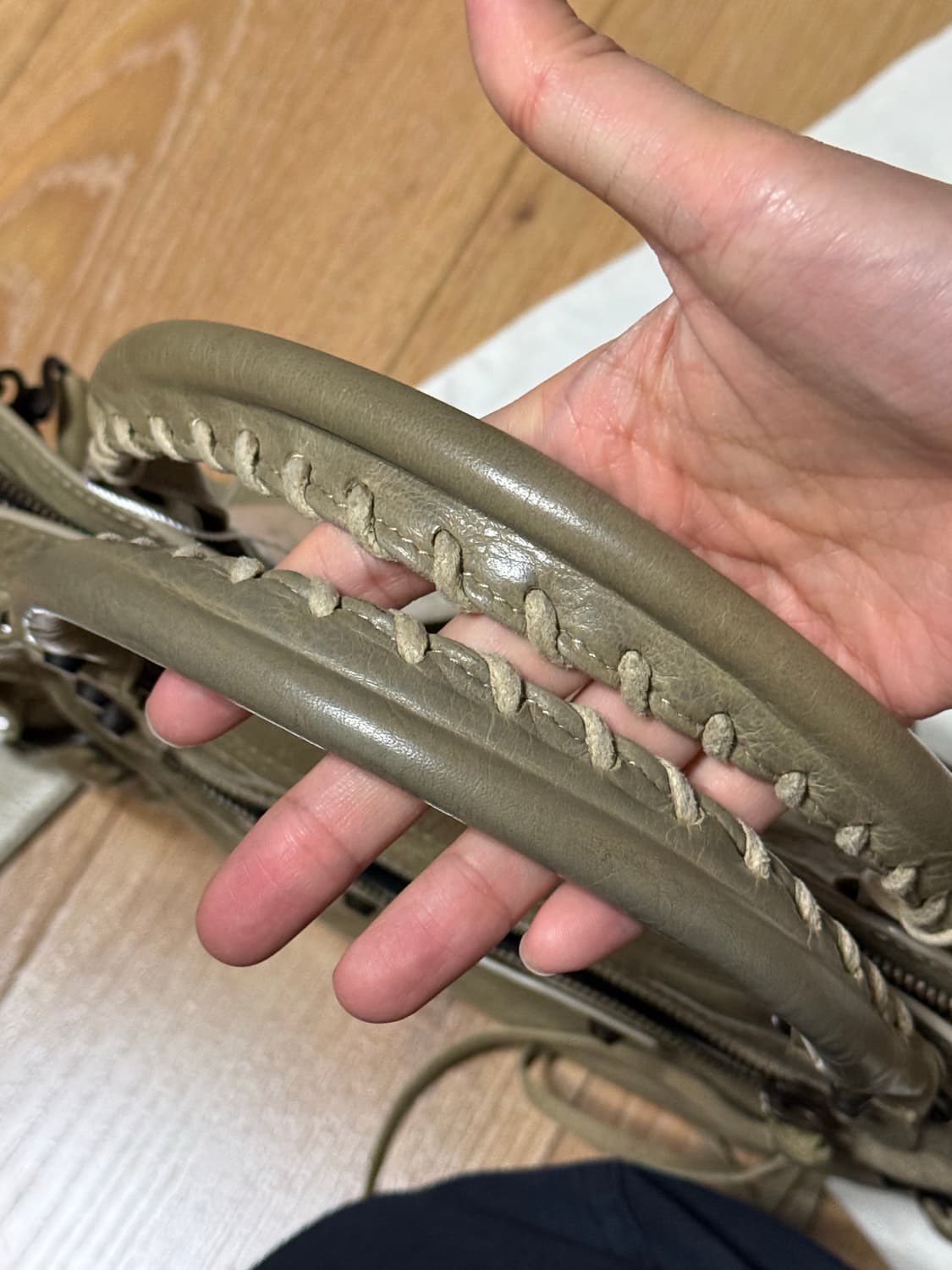 발렌시아가 모터백 시티백 상품이미지5