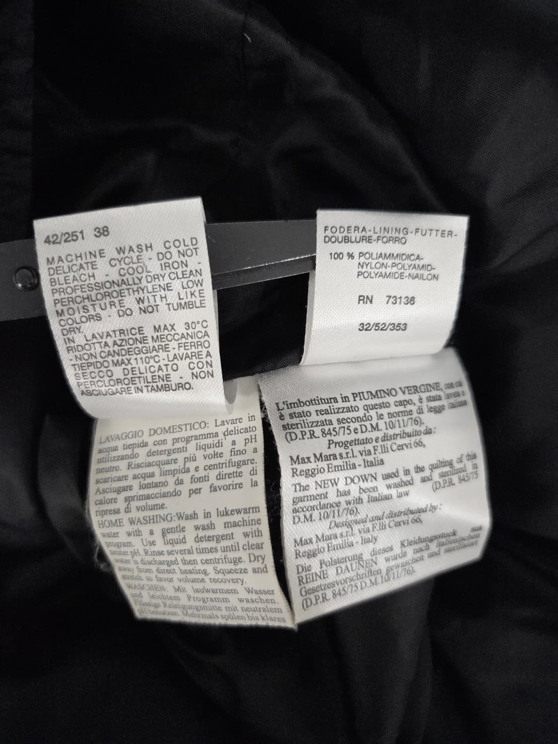 막스마라 위크엔드 블랙 숏 다운 패딩 상품이미지10