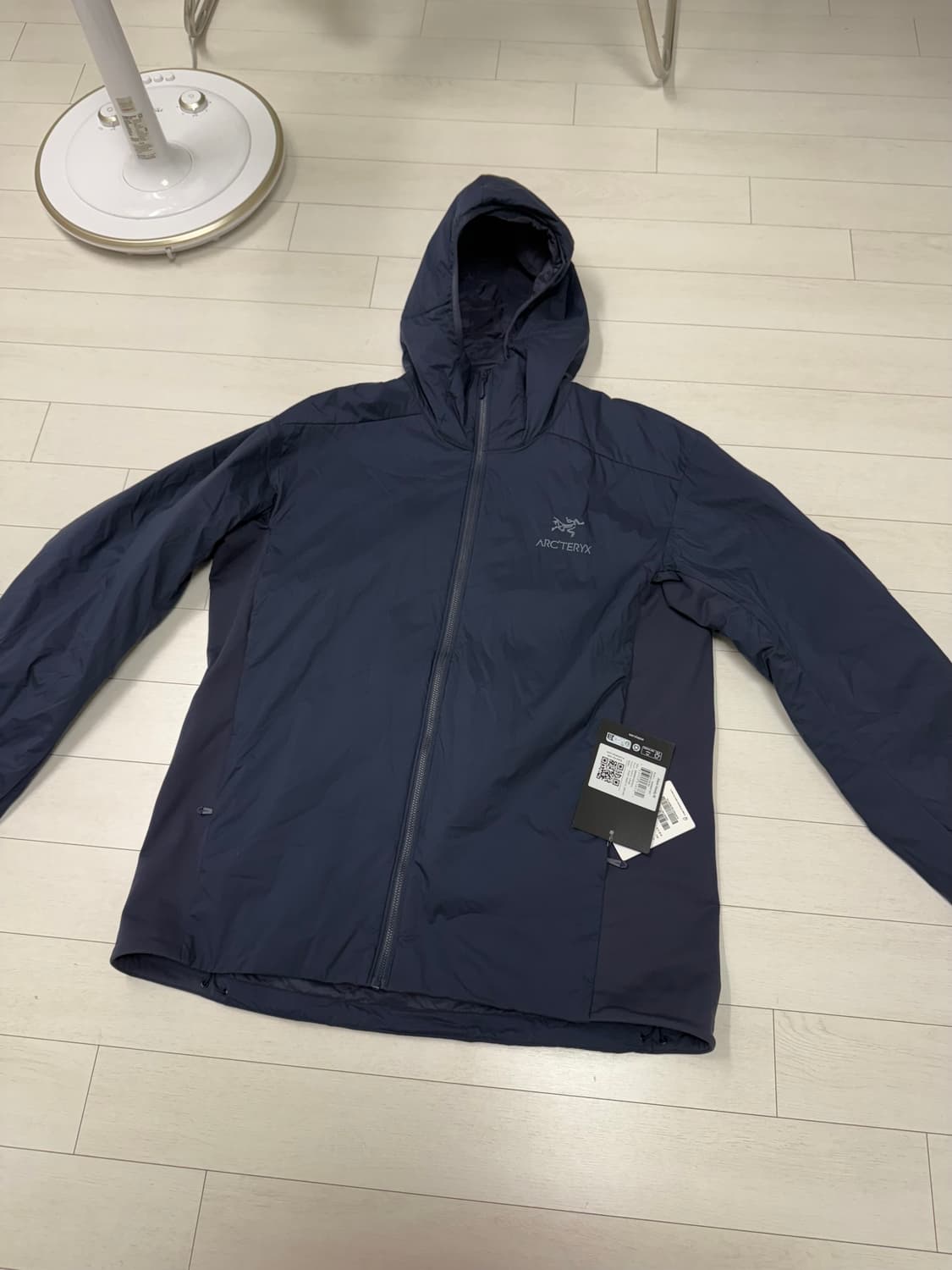 아크테릭스 아톰  XL사이즈  한글 가격텍 있어서 에이에스 문제 없구요  상품이미지1