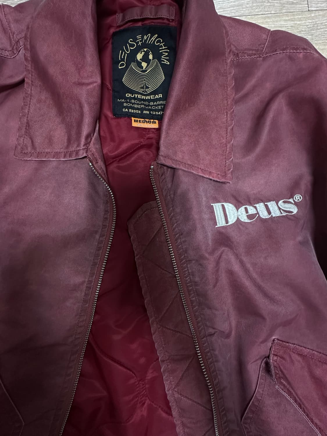 데우스 자켓 상품이미지2